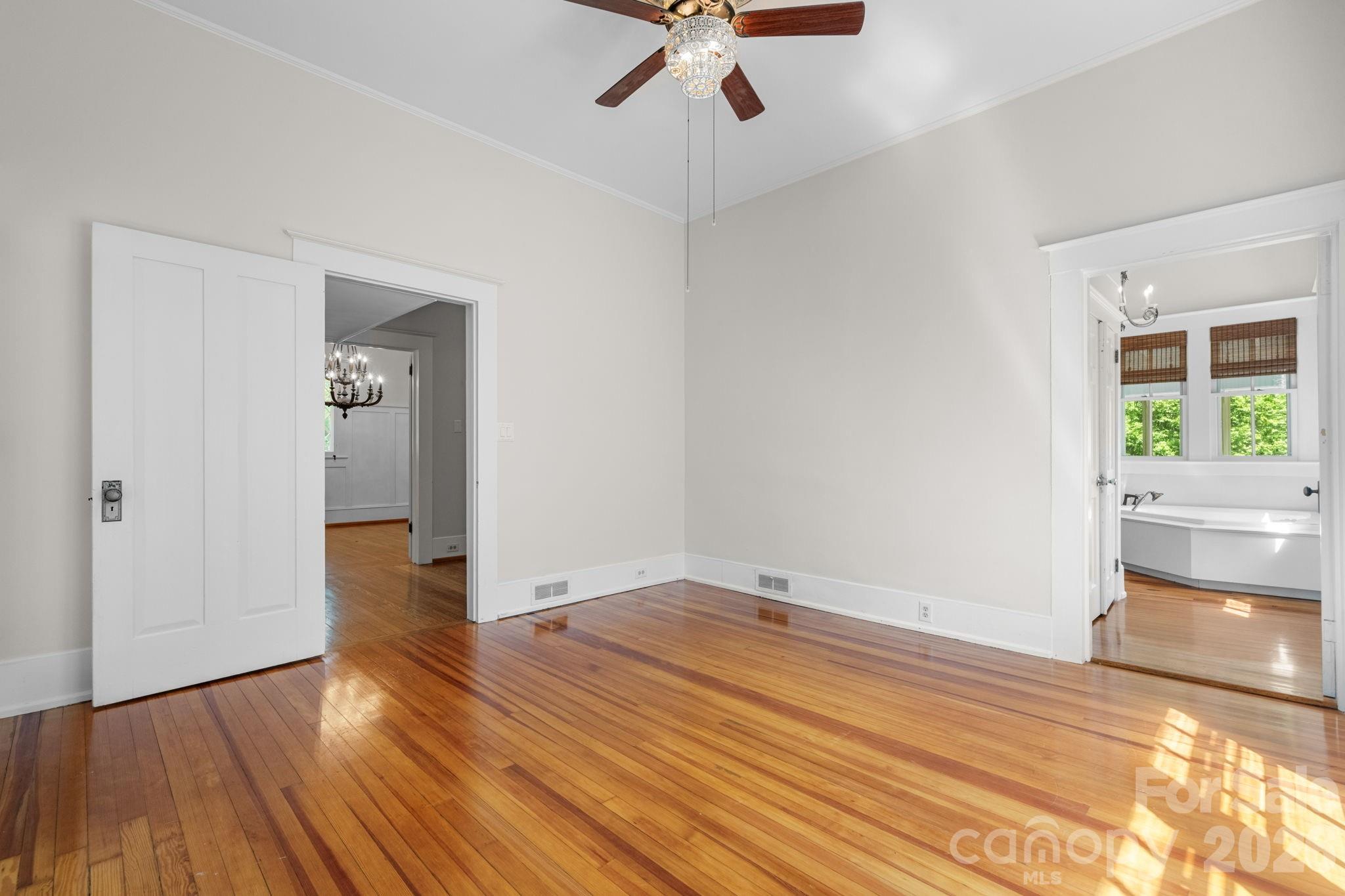 130 N Mulberry Street — Statesville