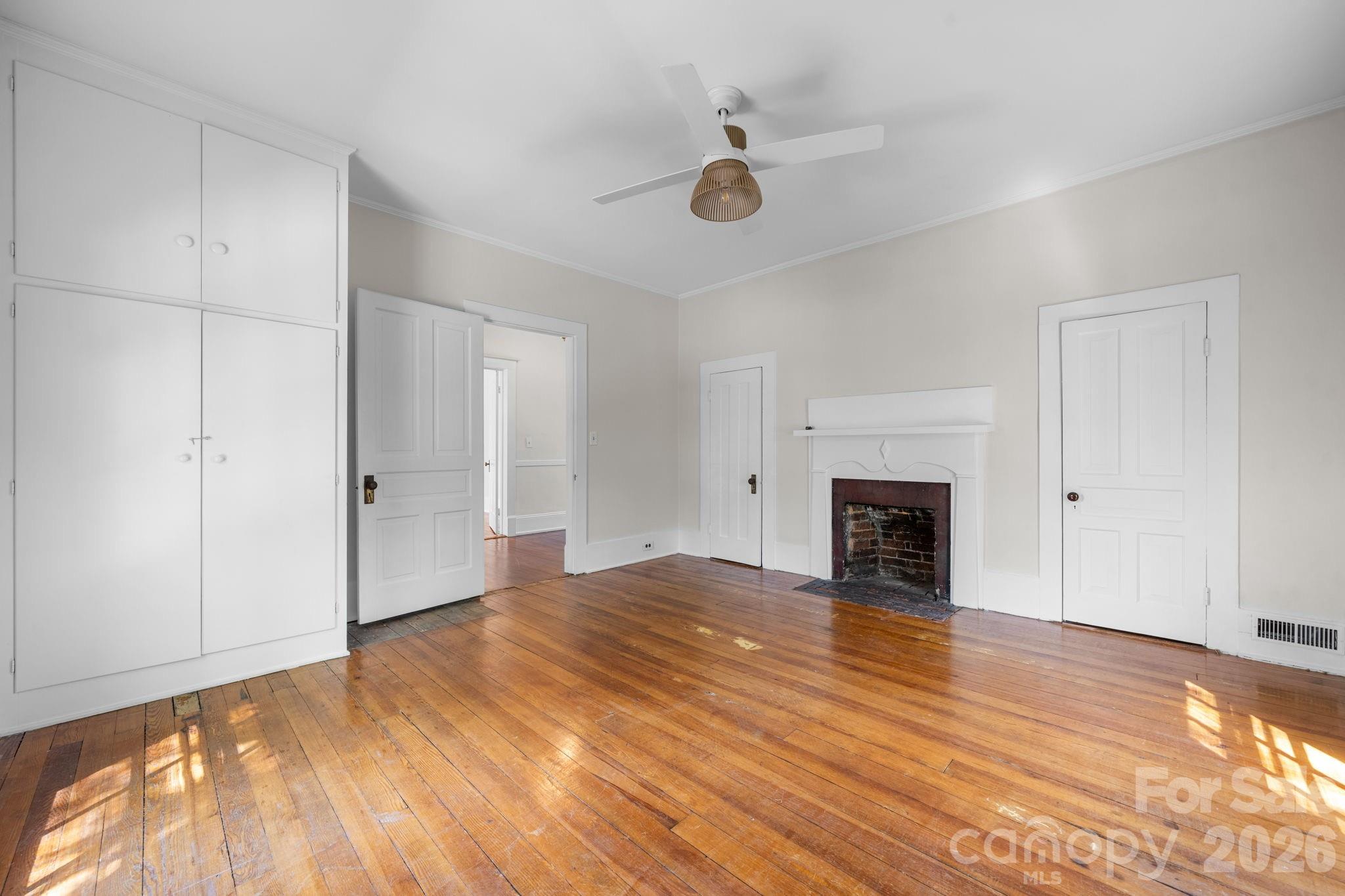 130 N Mulberry Street — Statesville