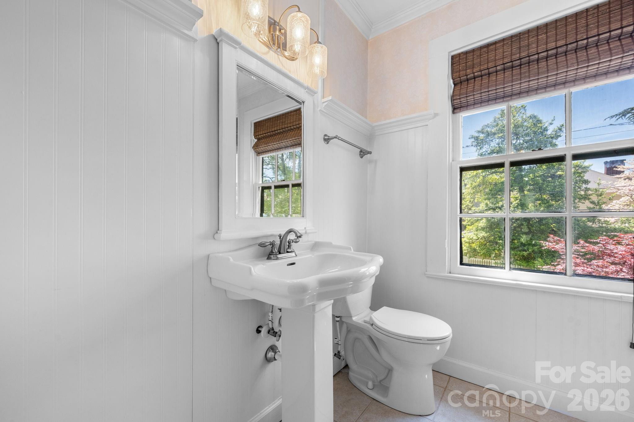 130 N Mulberry Street — Statesville