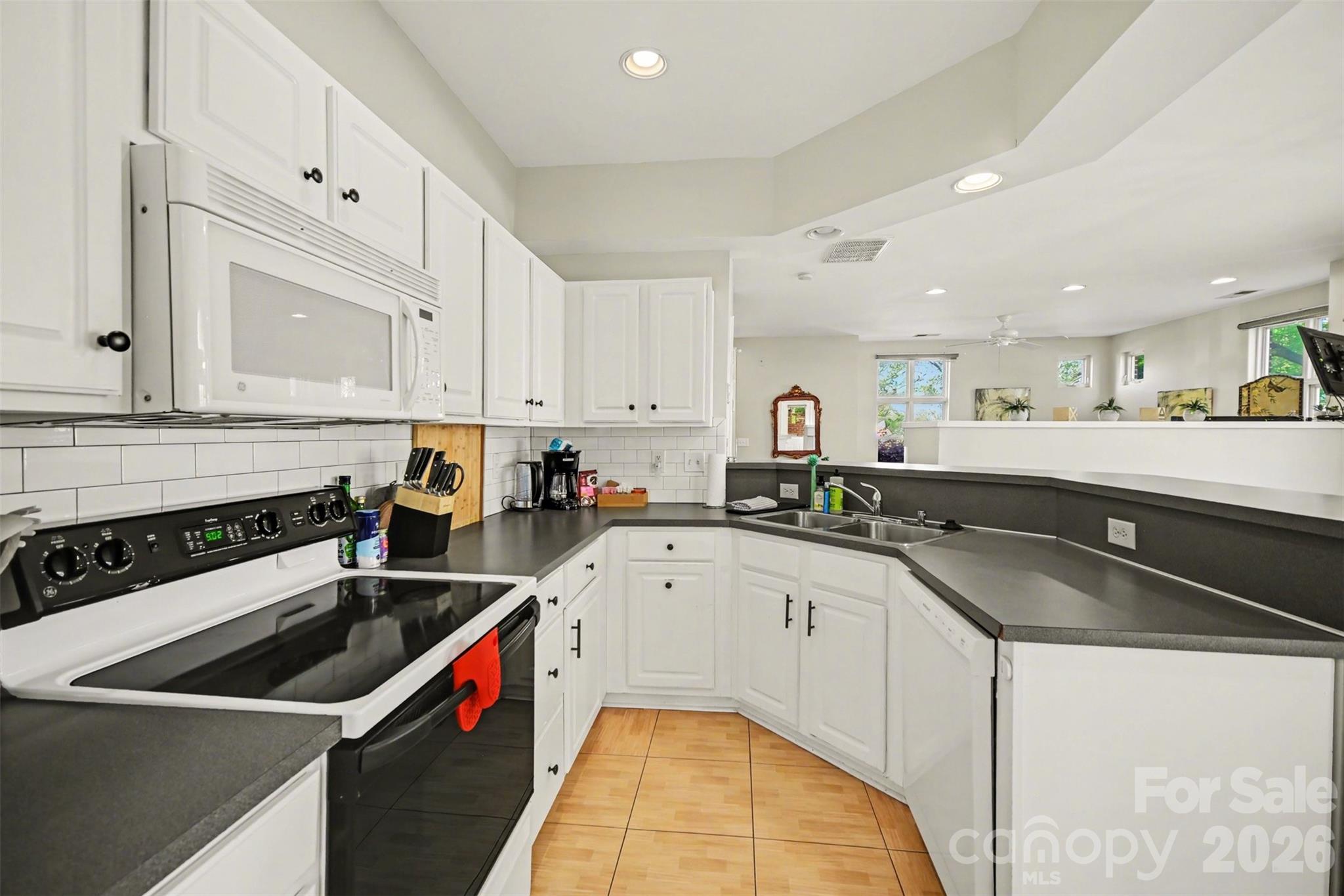 701 E 8th Street — Charlotte