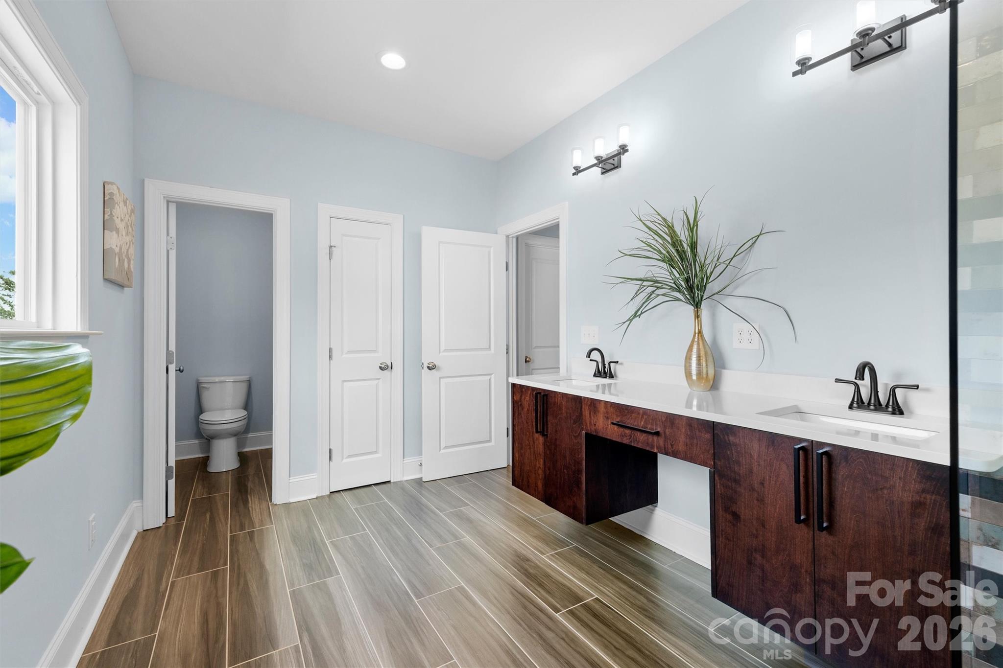 12057 Mariners Cove Court — Lancaster