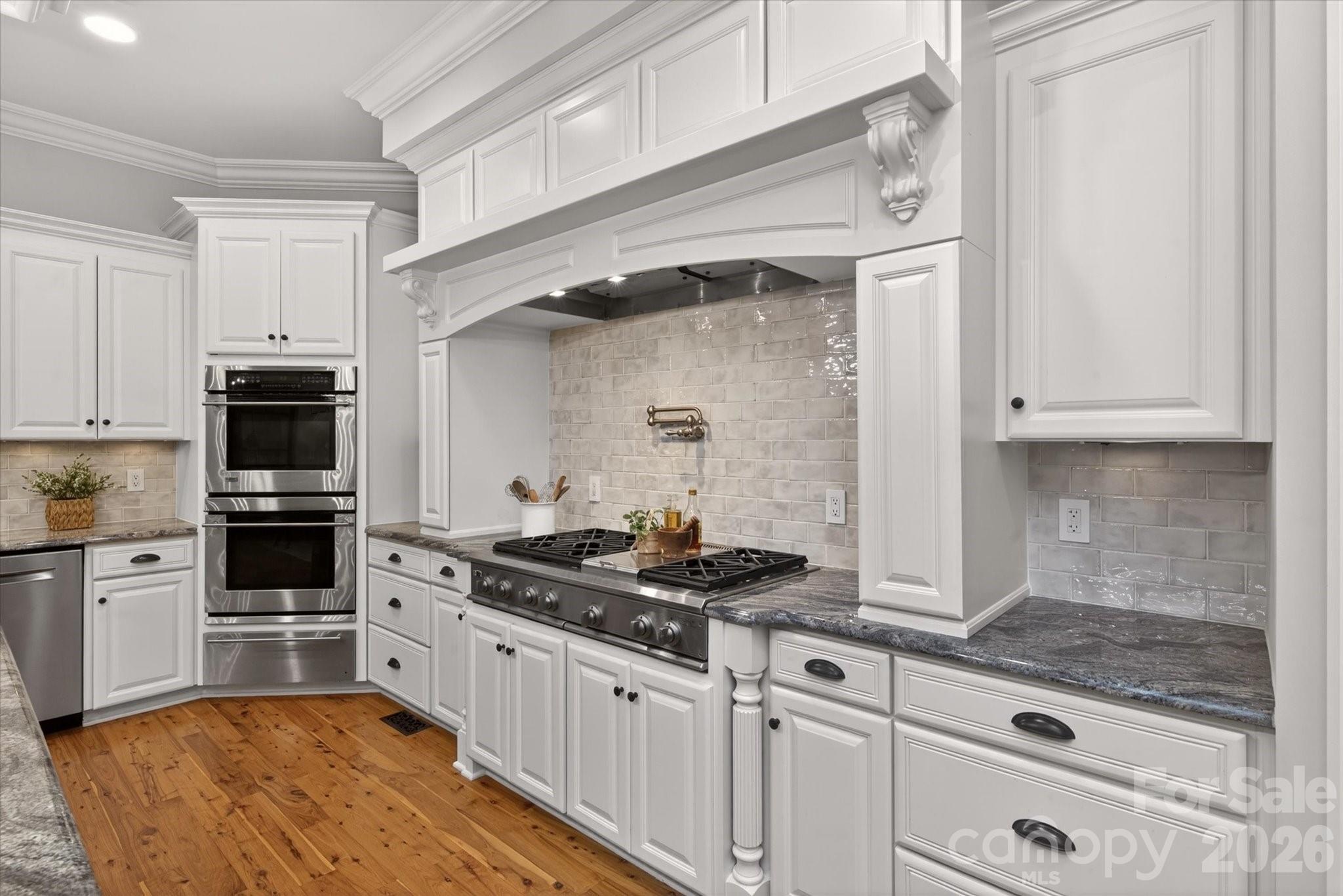 1629 Lookout Circle — Waxhaw