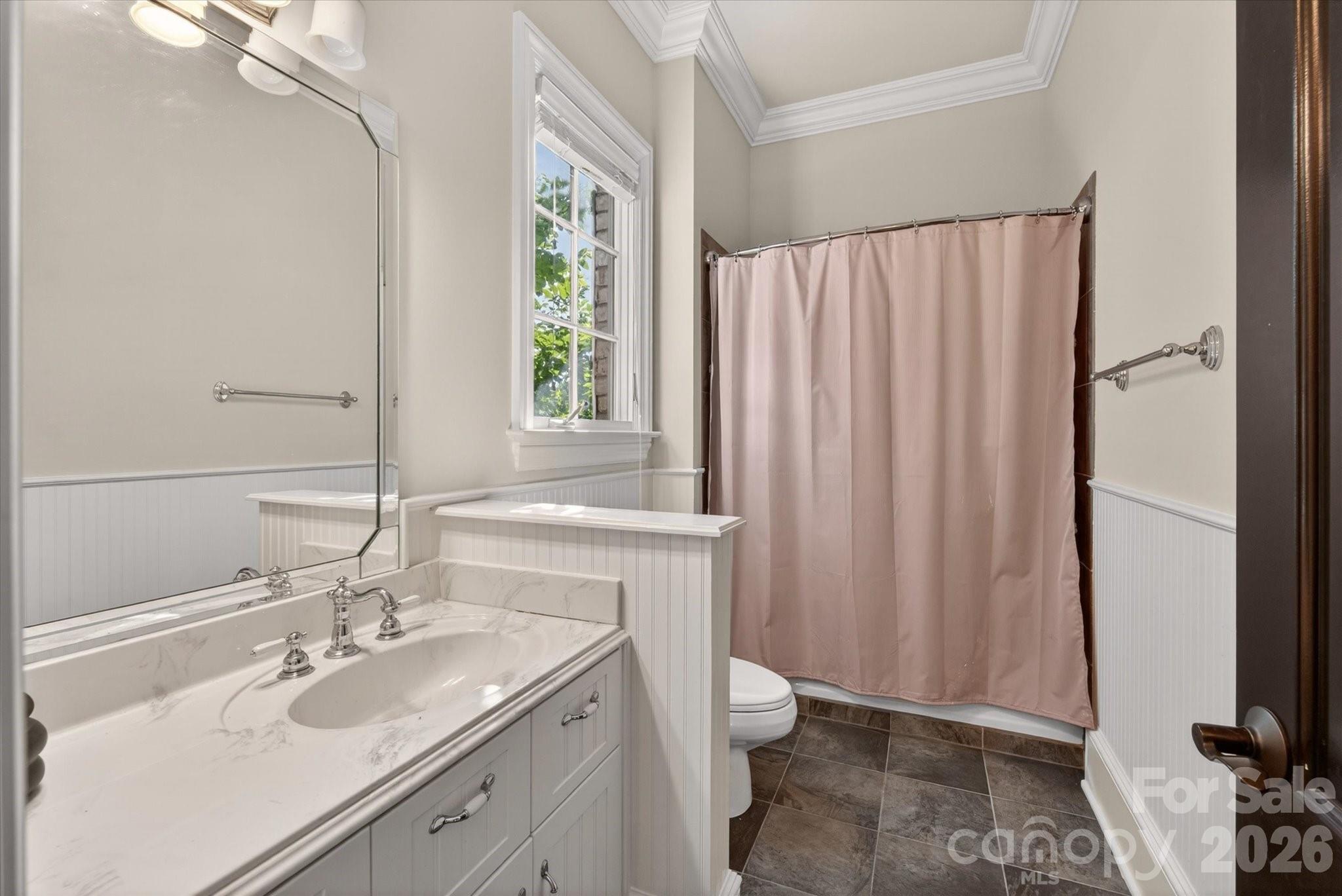 1629 Lookout Circle — Waxhaw