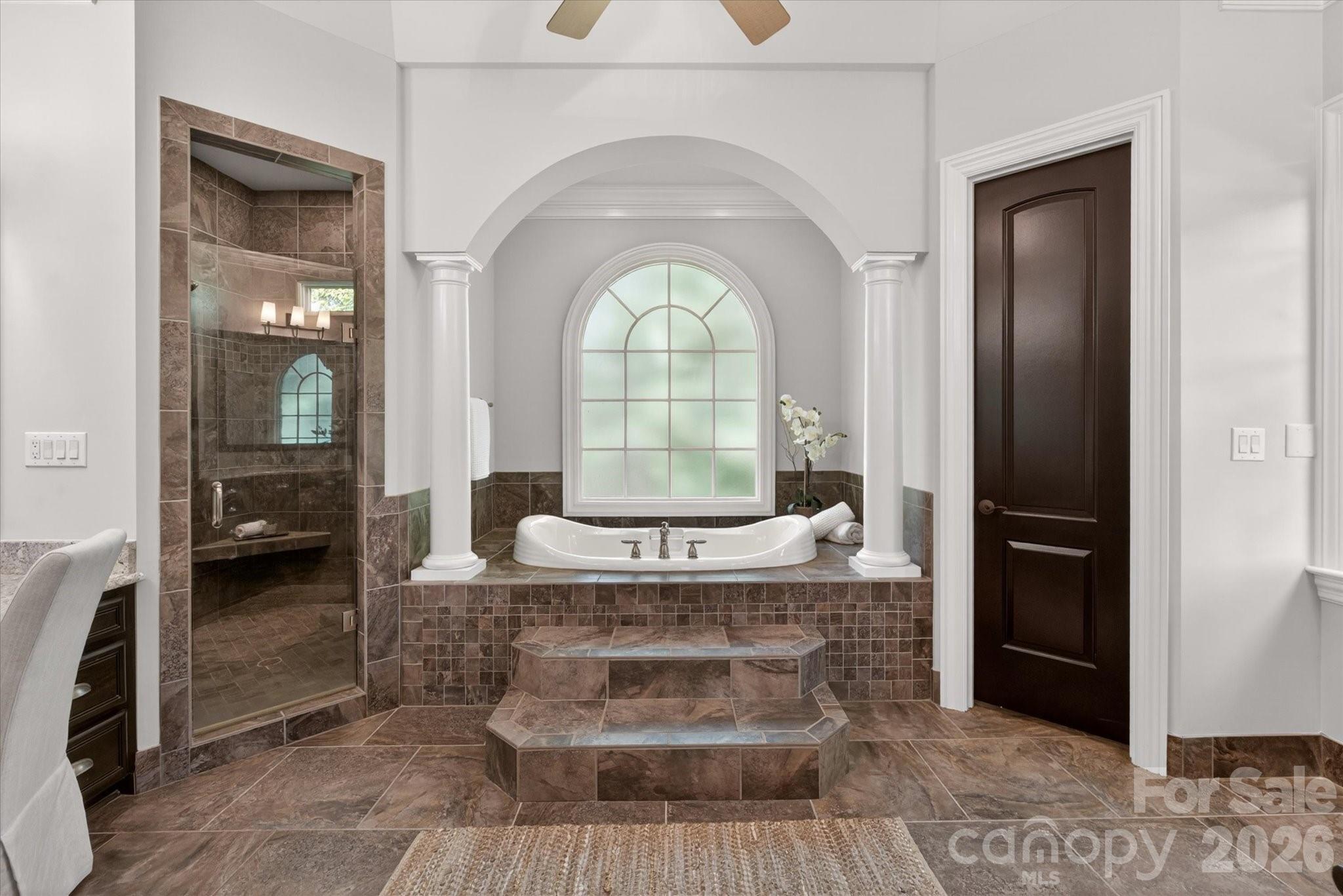 1629 Lookout Circle — Waxhaw