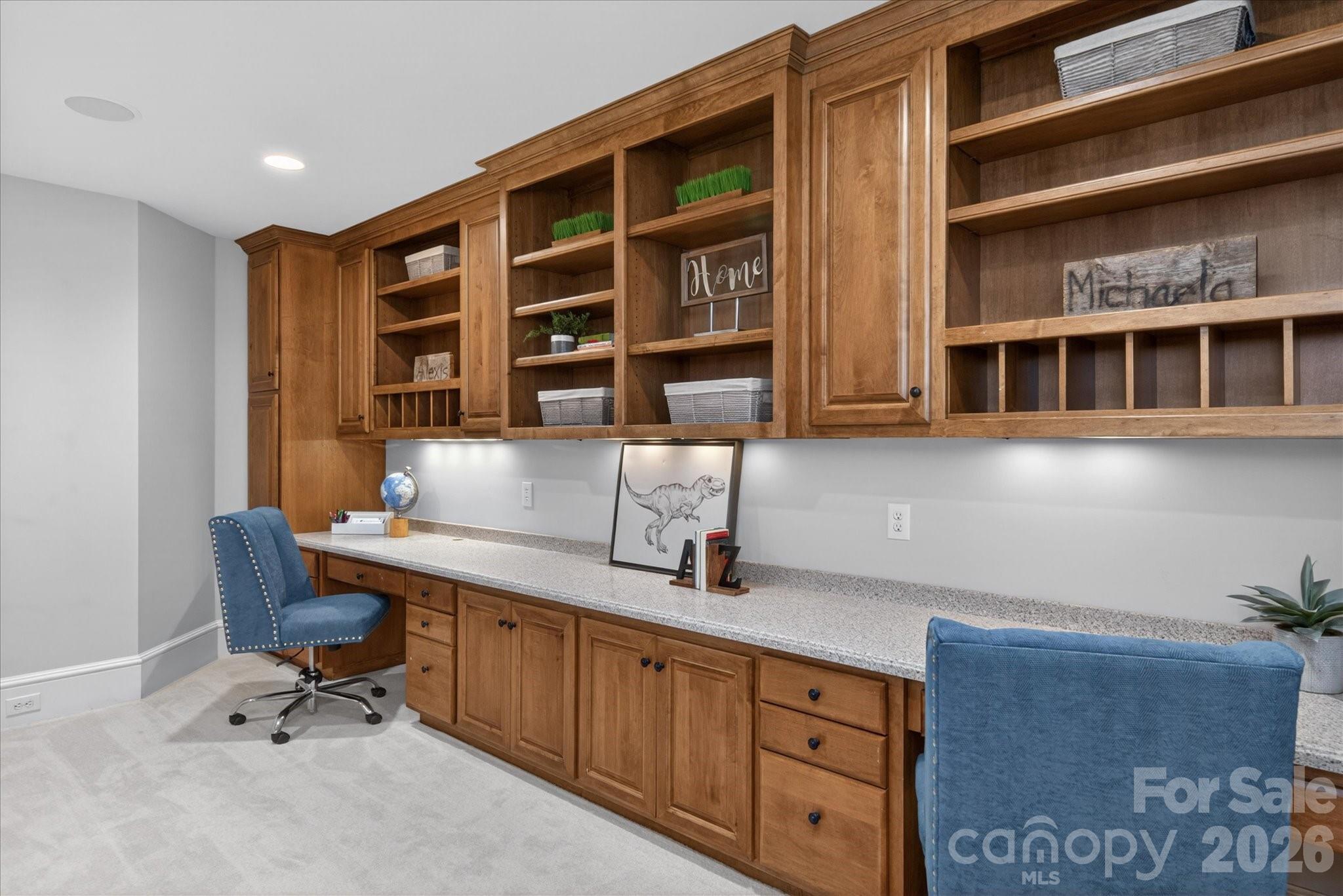 1629 Lookout Circle — Waxhaw