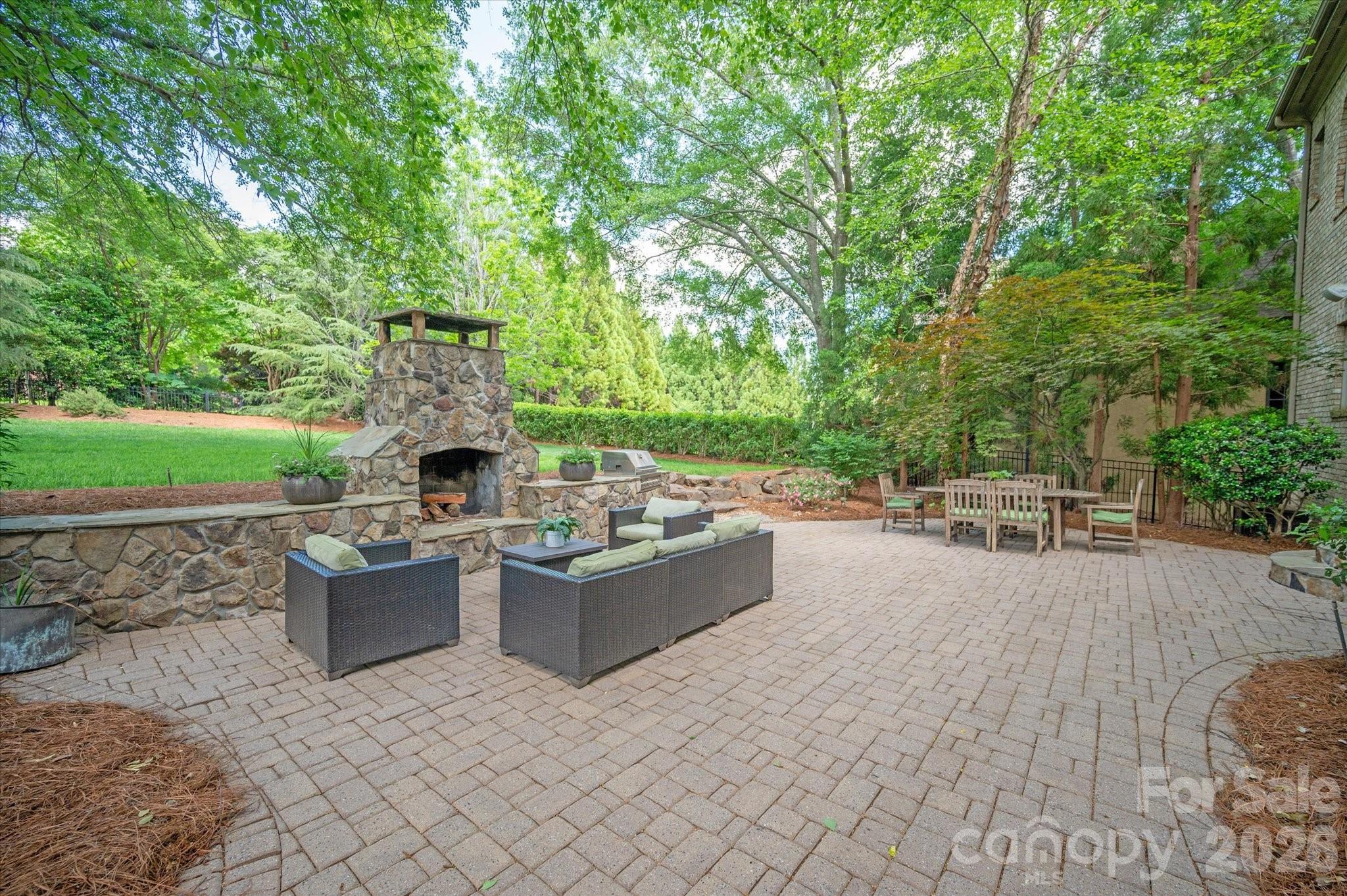 1629 Lookout Circle — Waxhaw