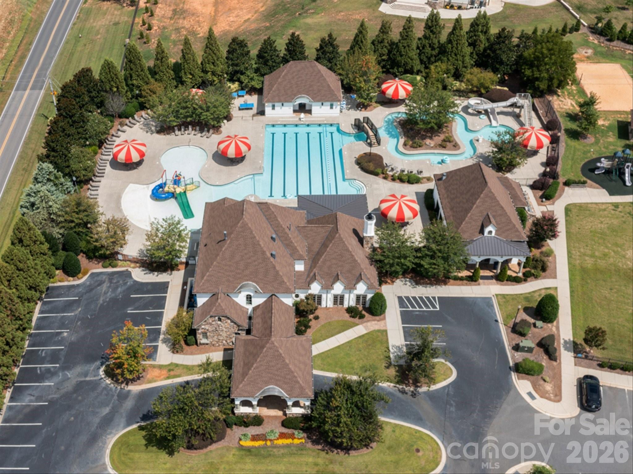 1629 Lookout Circle — Waxhaw