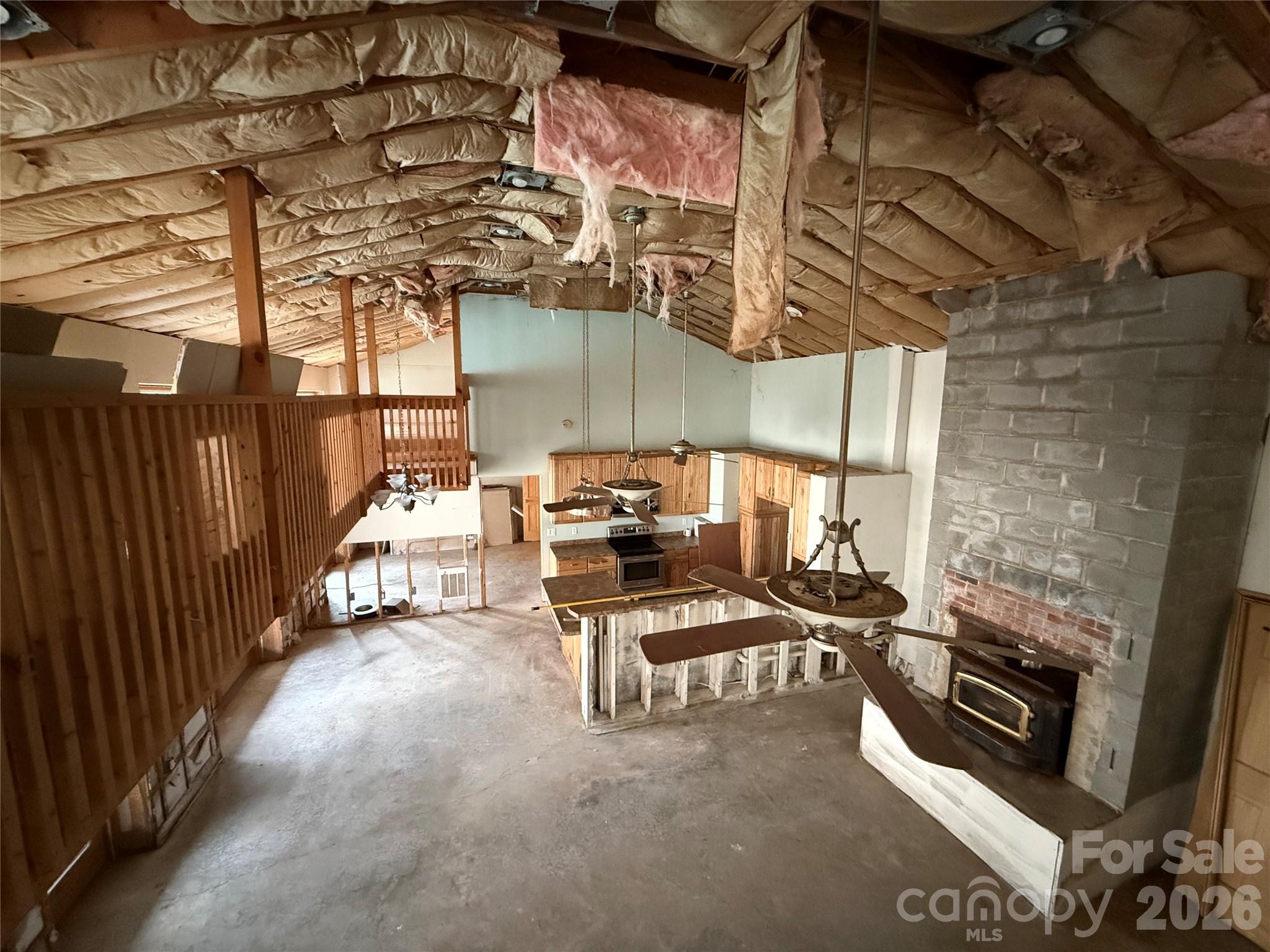 17619 Nc 209 Highway — Hot Springs
