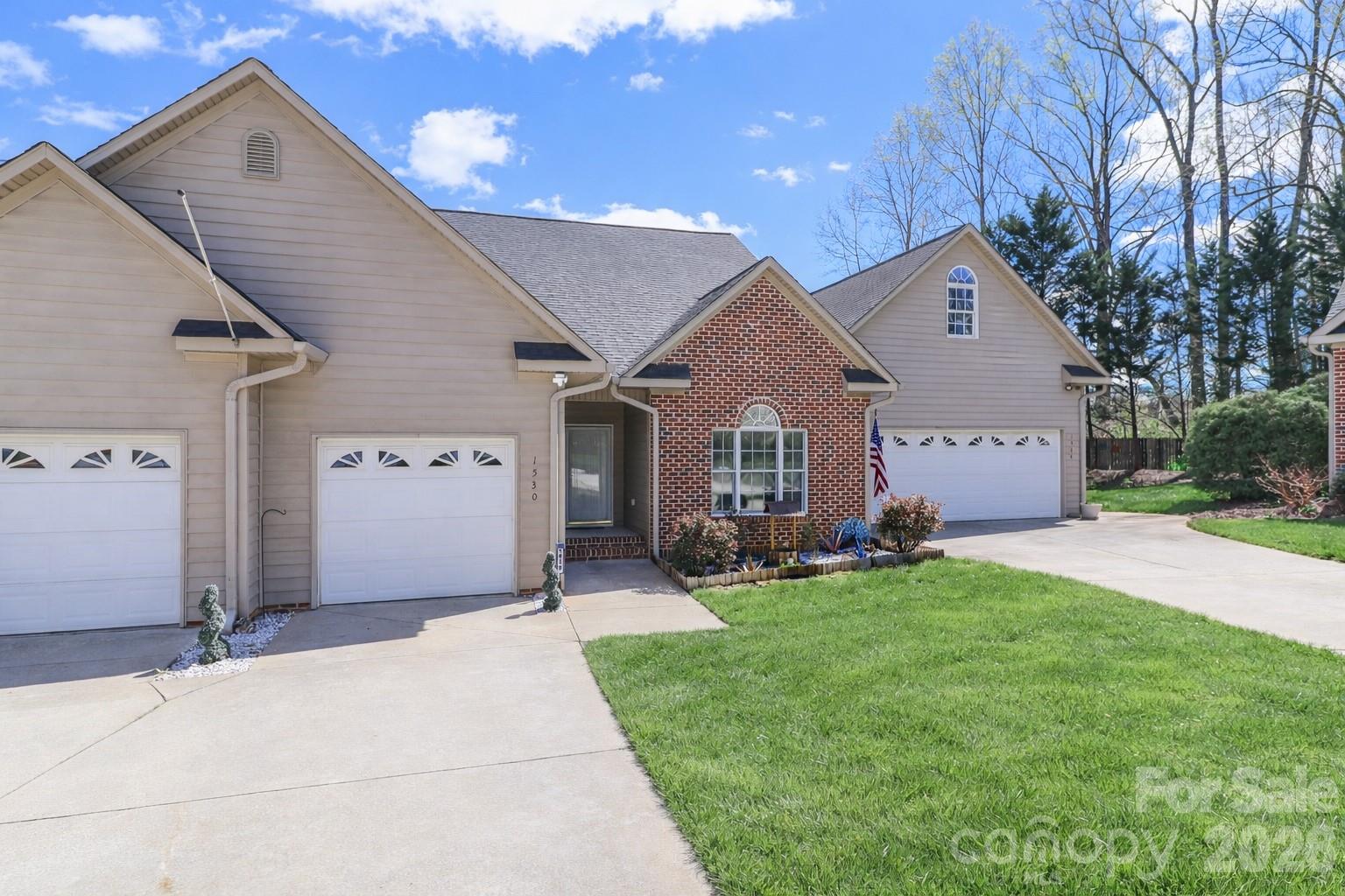 1530 Forest Park Drive — Statesville
