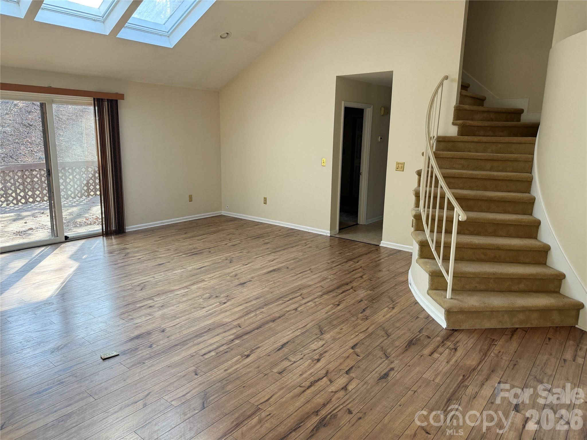 1720 12th Street NE — Hickory