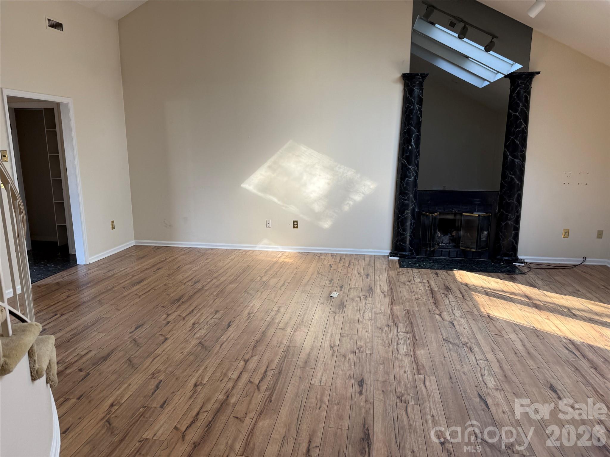 1720 12th Street NE — Hickory