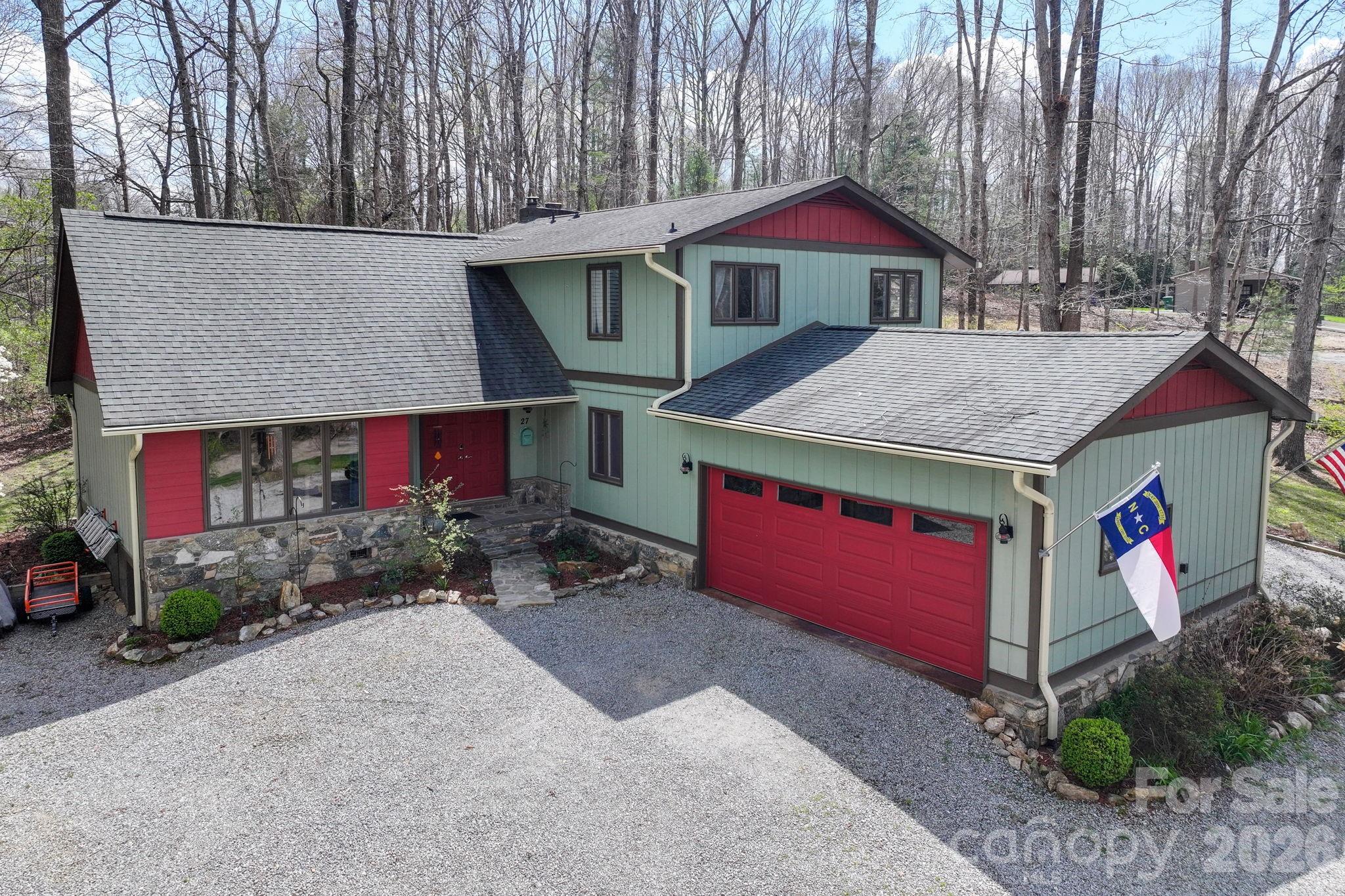 27 Spring Hill Circle — Arden