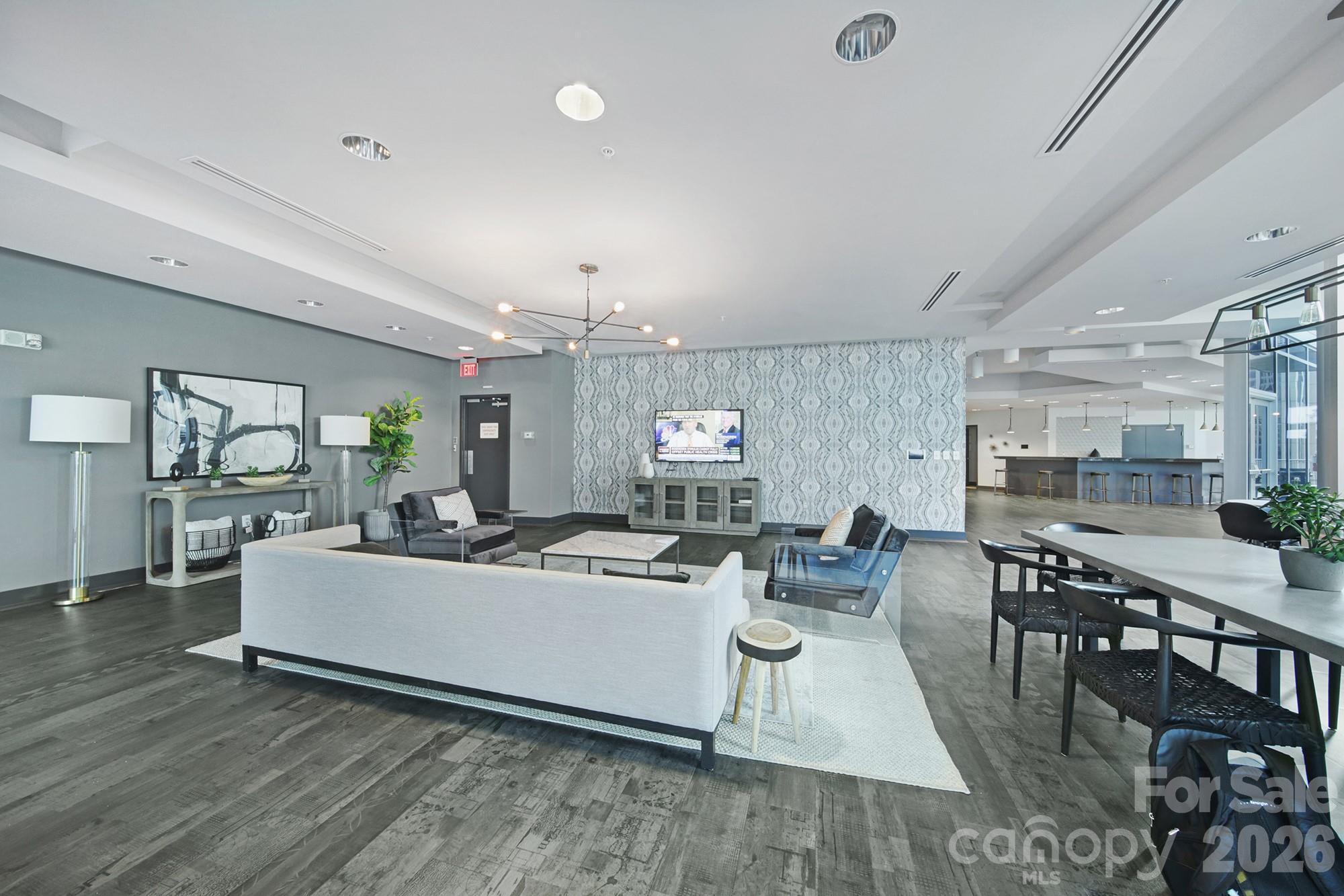 210 N Church Street #3112 — Charlotte