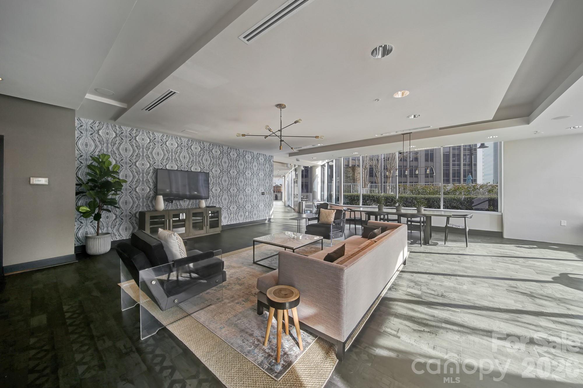 210 N Church Street #3112 — Charlotte