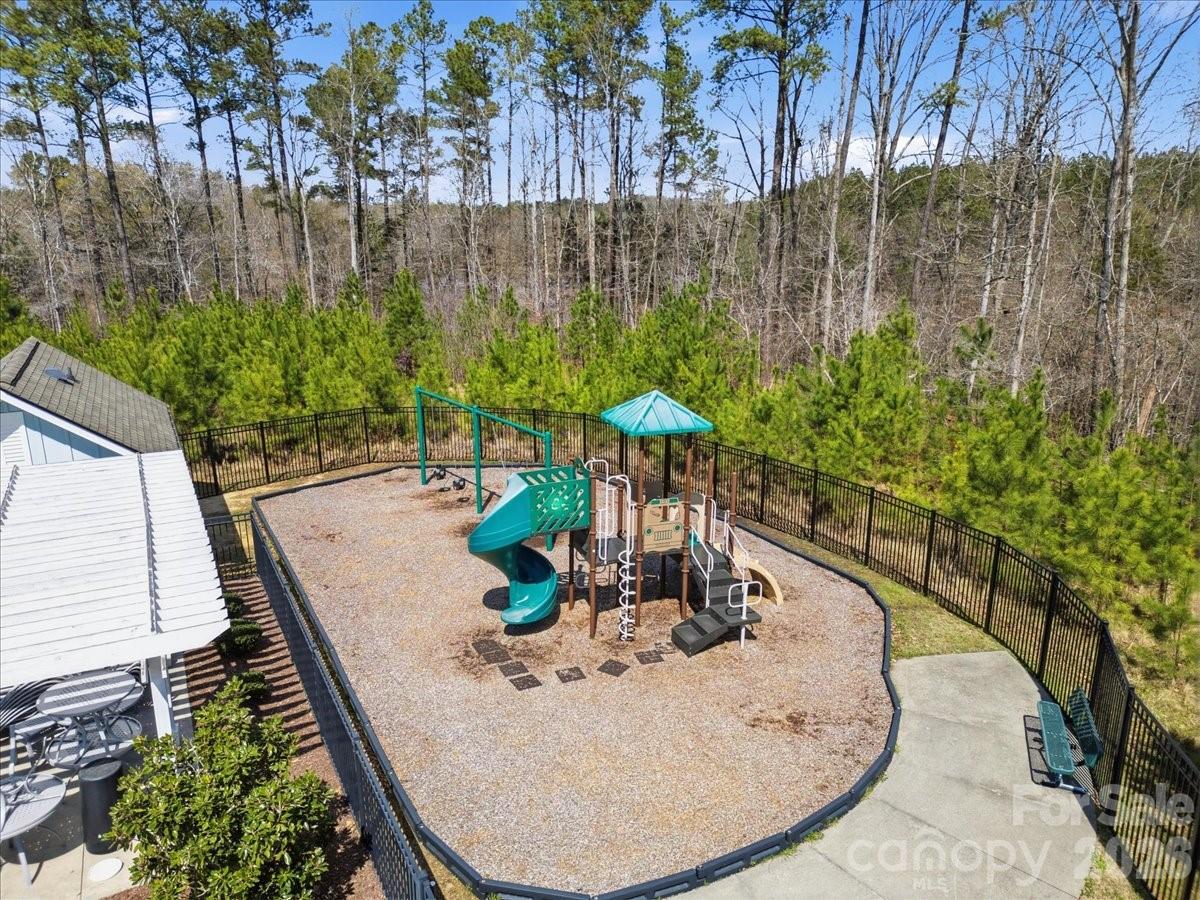 4048 Home Grown Way — Lake Wylie