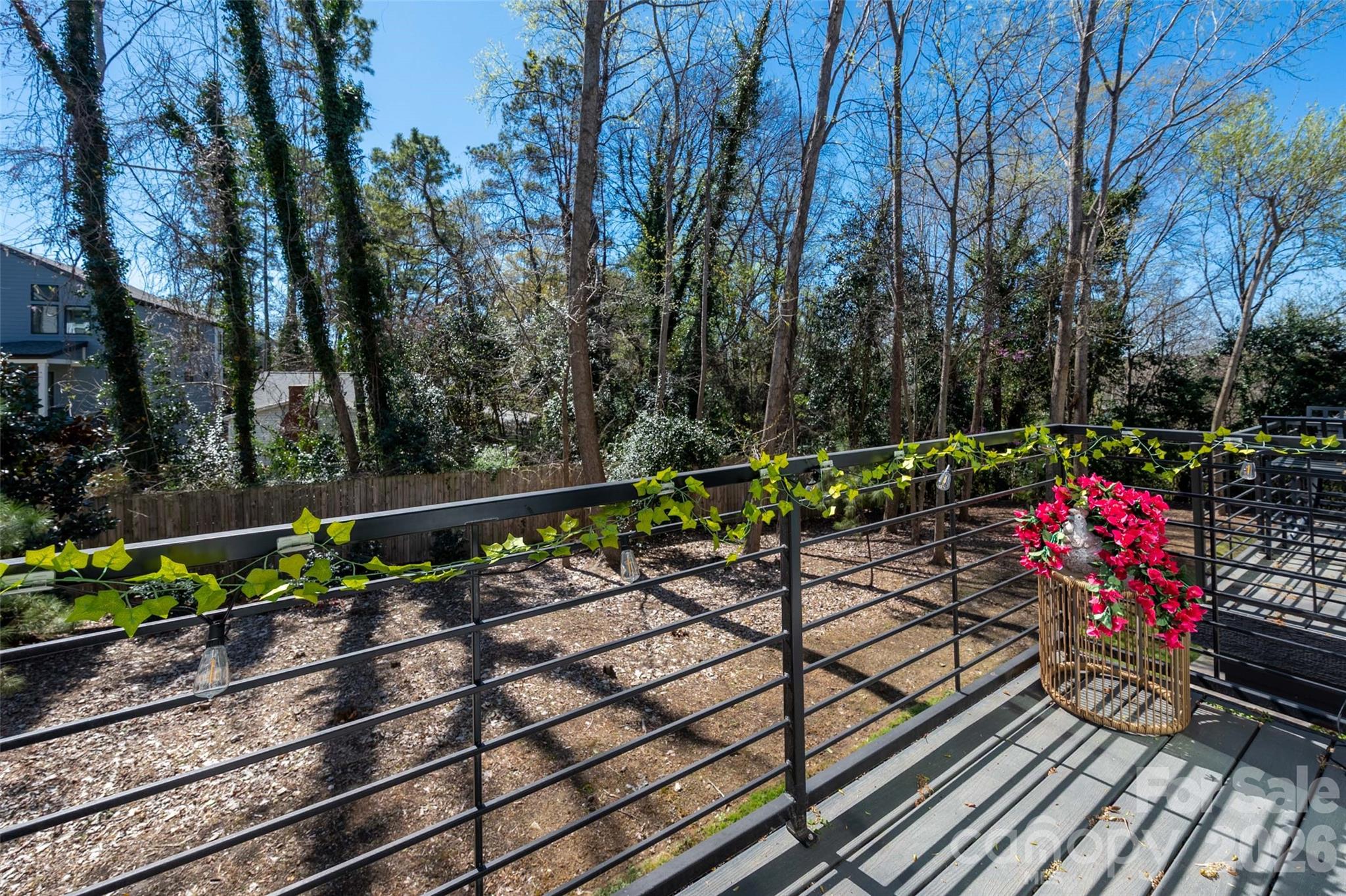 566 West End Drive — Charlotte