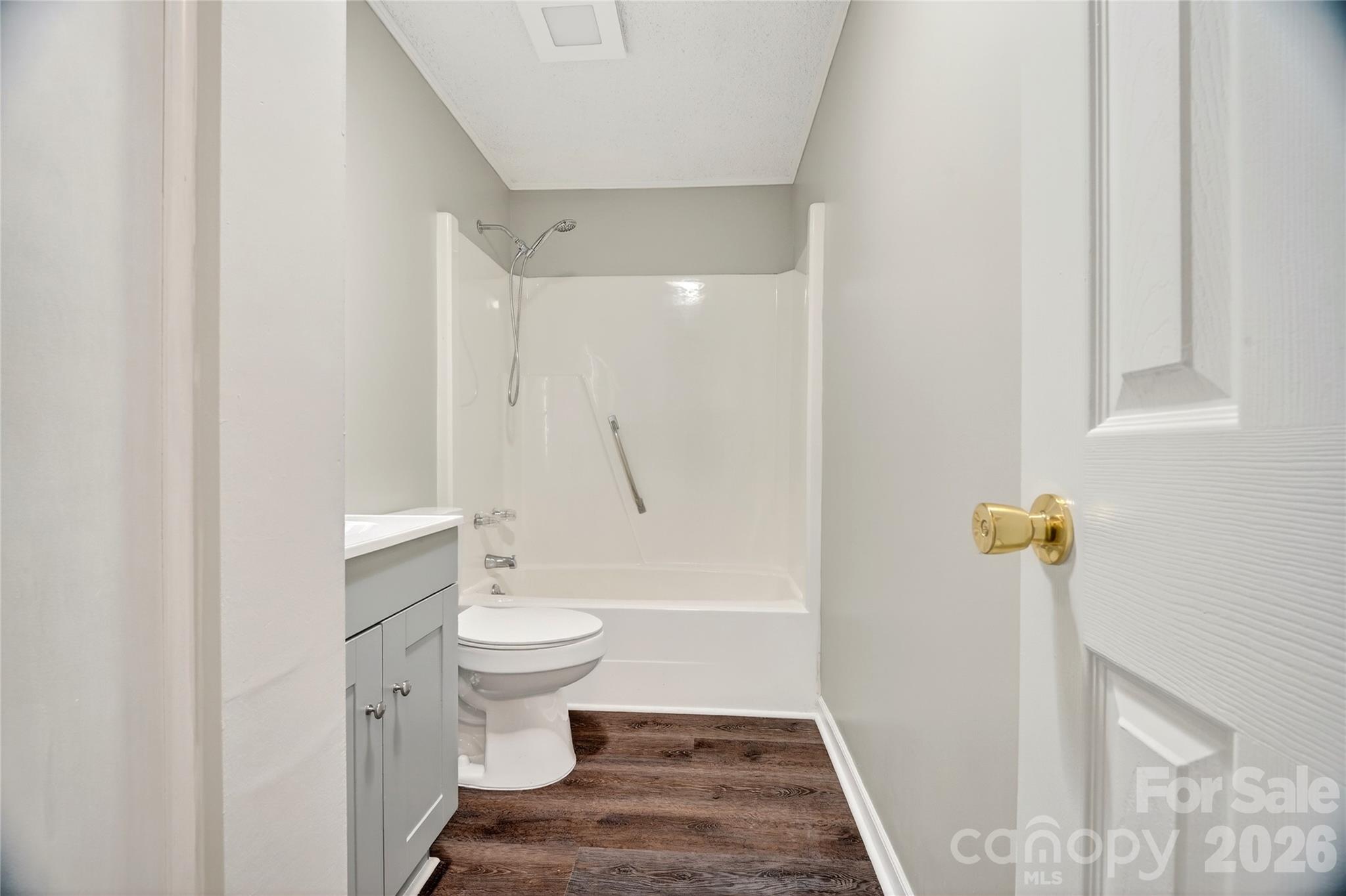 1919 Oak Hollow Road — Gastonia