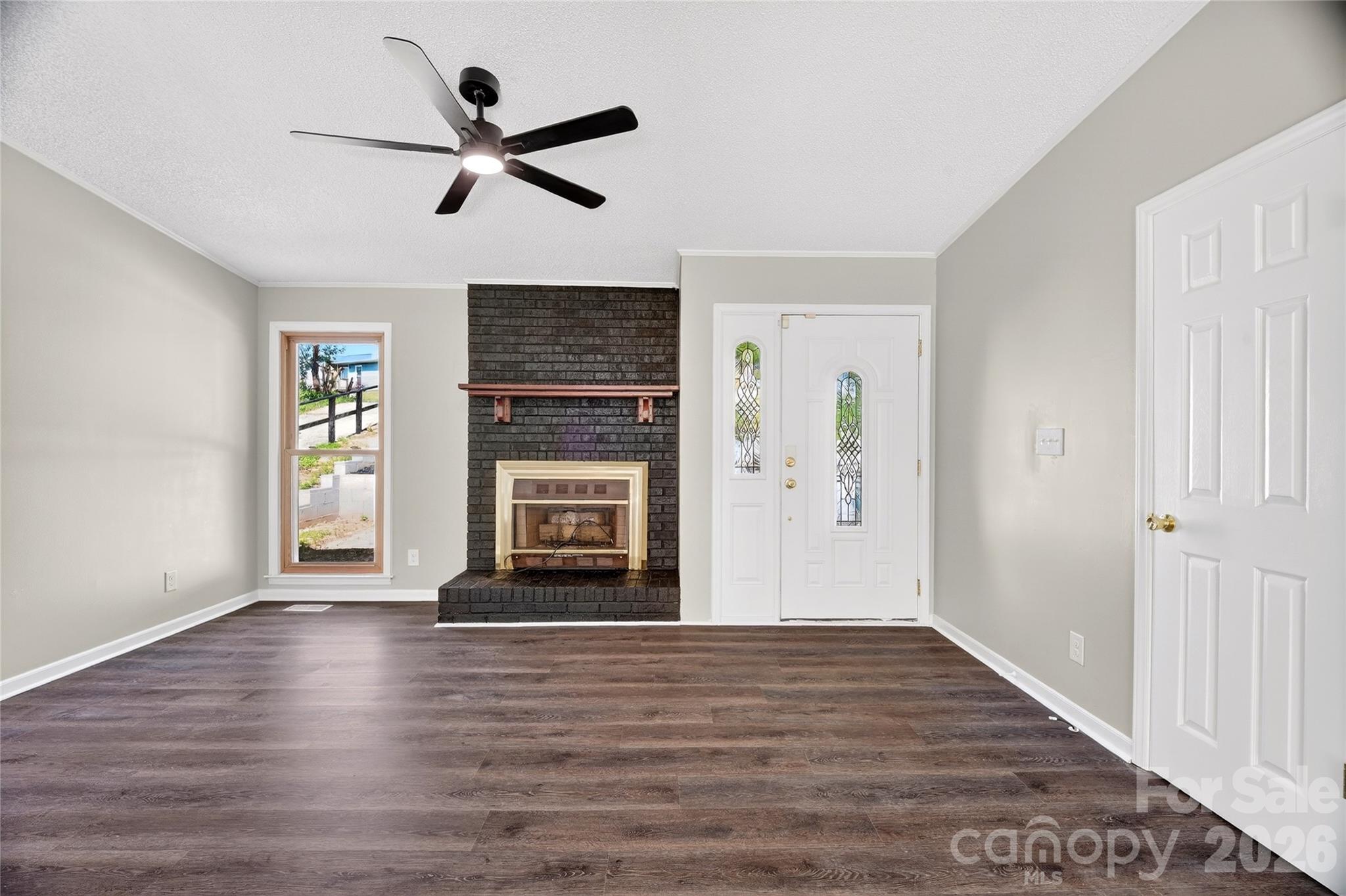 1919 Oak Hollow Road — Gastonia