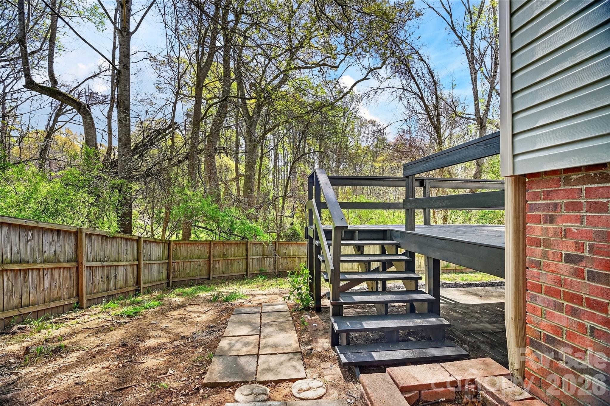 1919 Oak Hollow Road — Gastonia