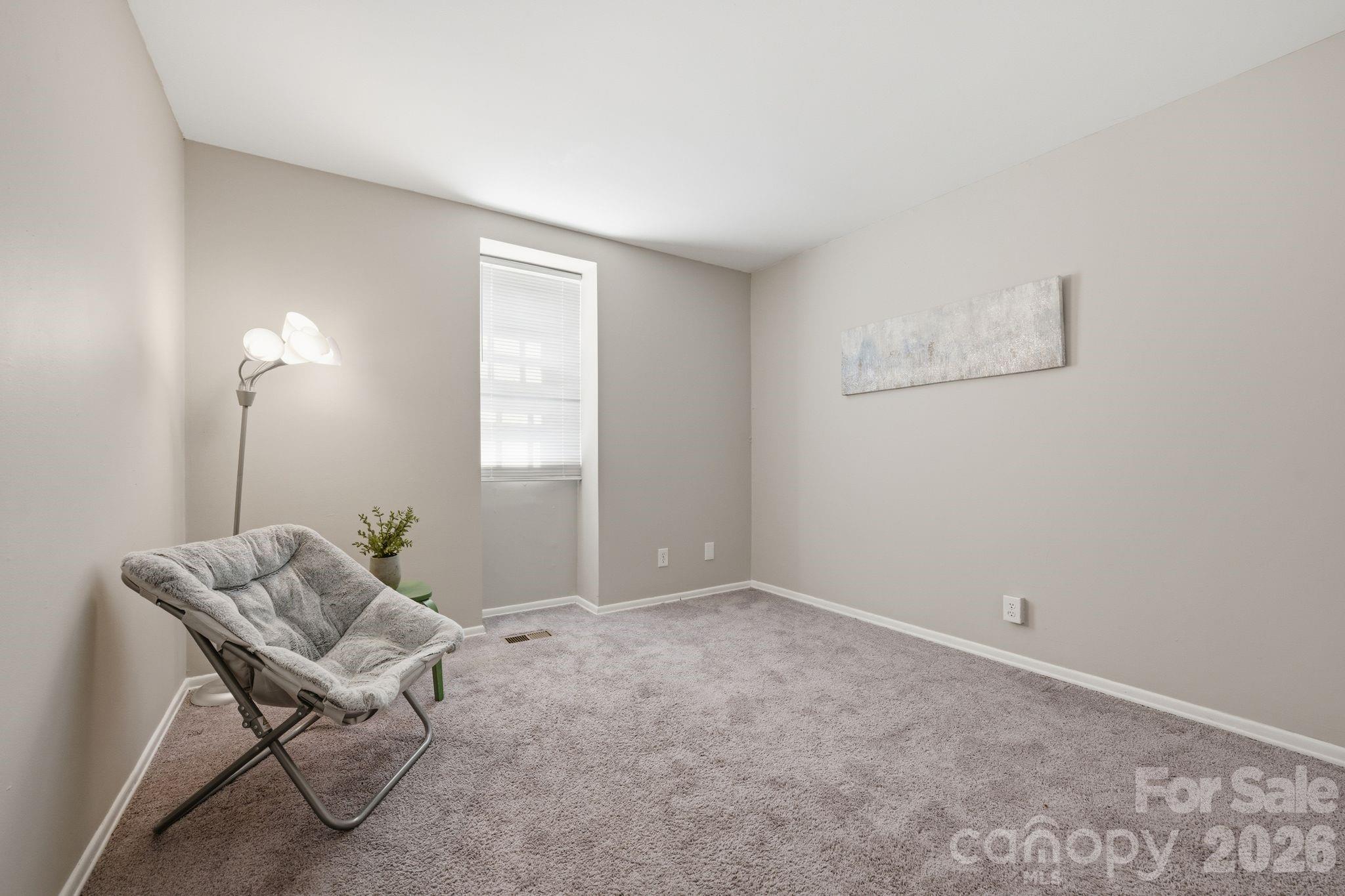 8033 Regent Park Lane — Charlotte