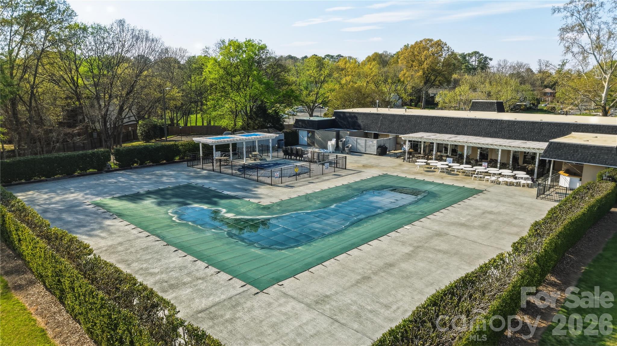 8033 Regent Park Lane — Charlotte