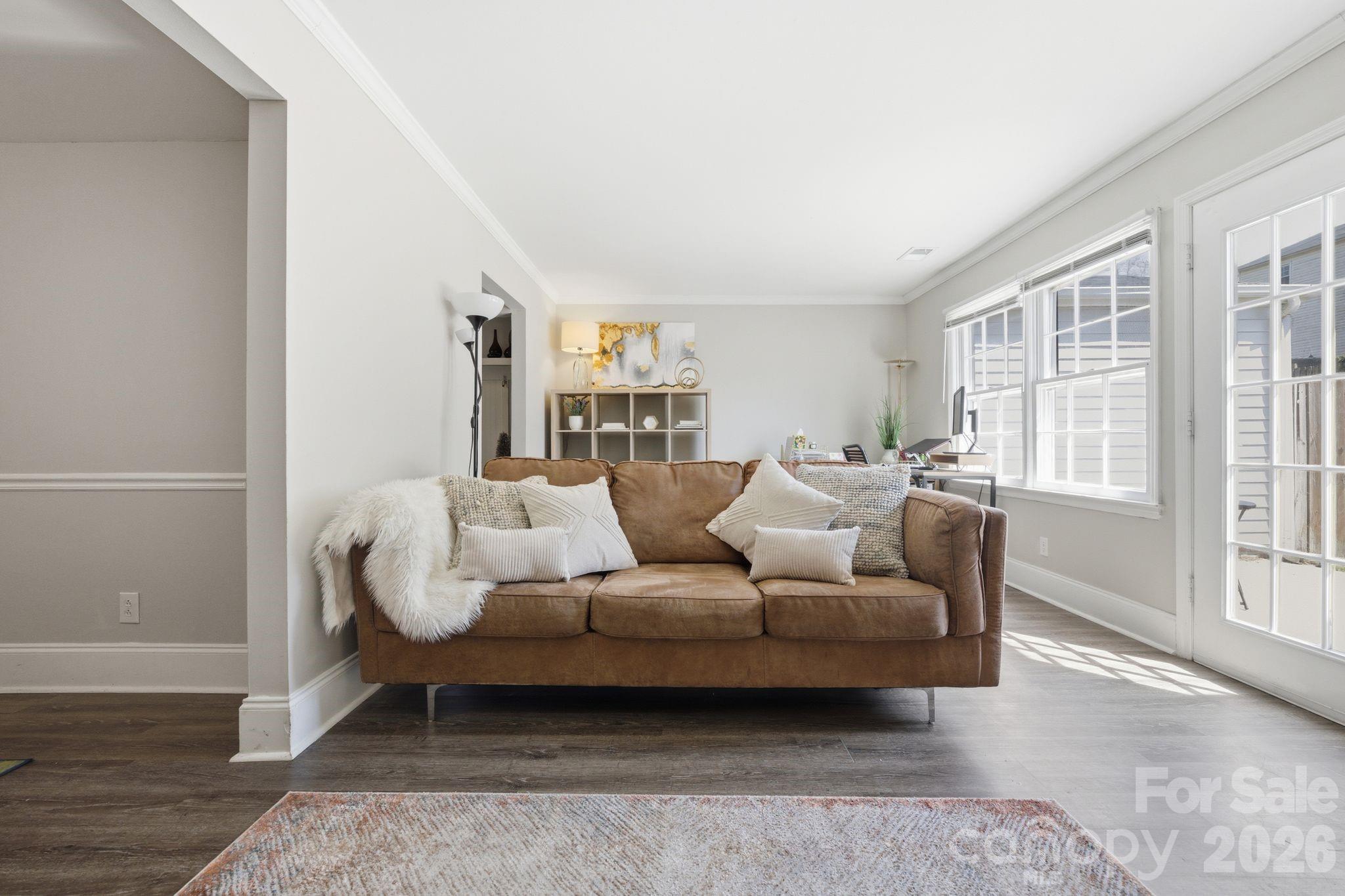 8033 Regent Park Lane — Charlotte