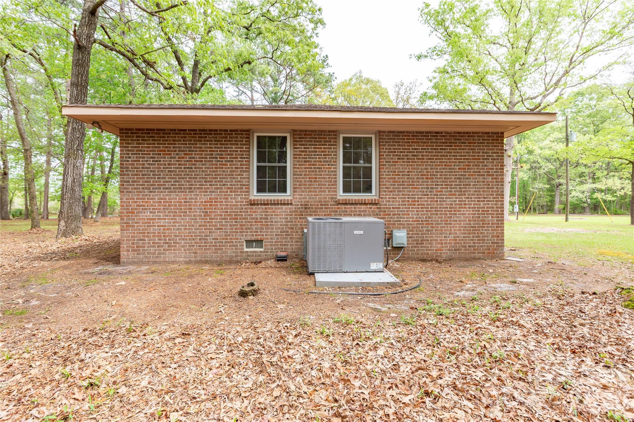 1224 Loop Road — Hookerton