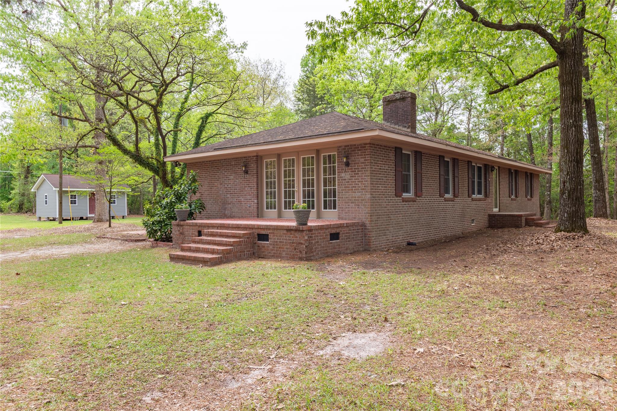 1224 Loop Road — Hookerton