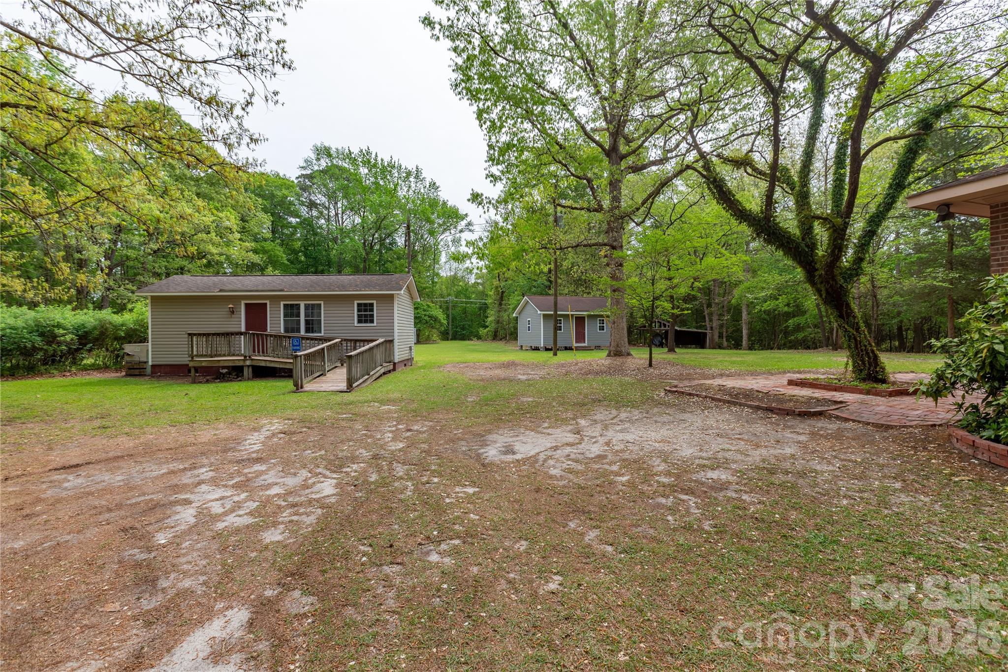 1224 Loop Road — Hookerton