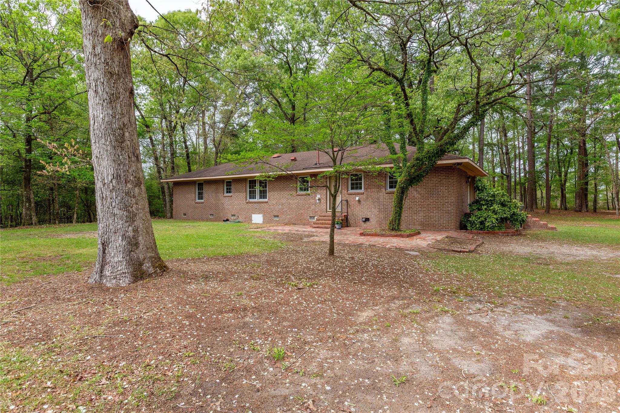 1224 Loop Road — Hookerton