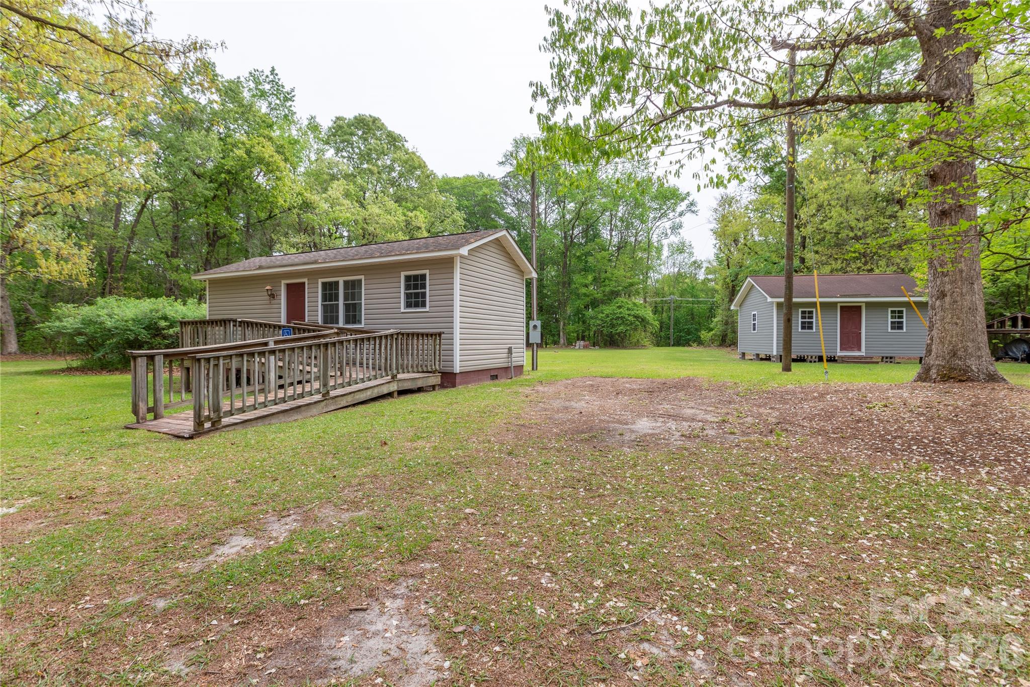 1224 Loop Road — Hookerton