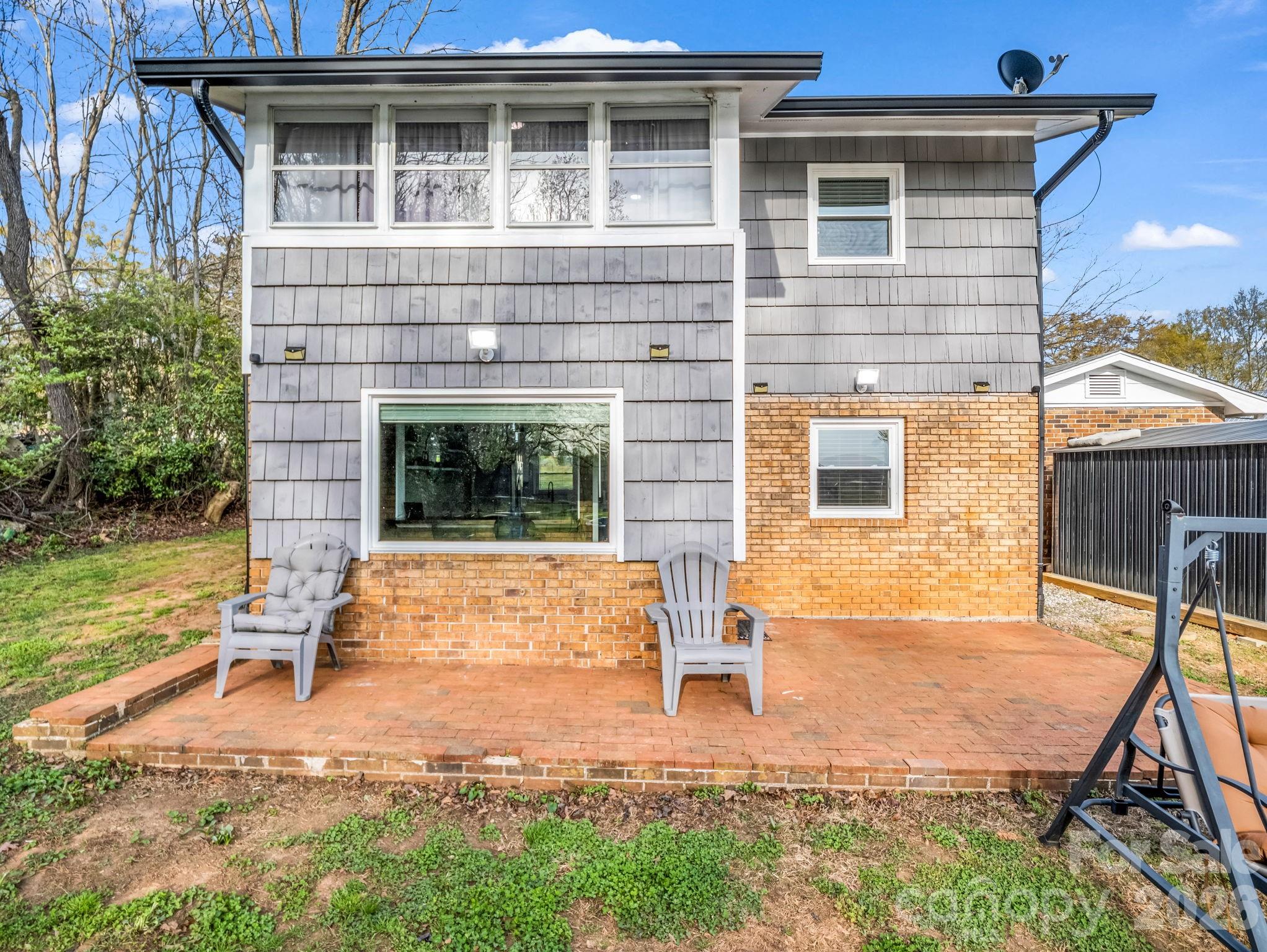 151 S Main Street — Bostic