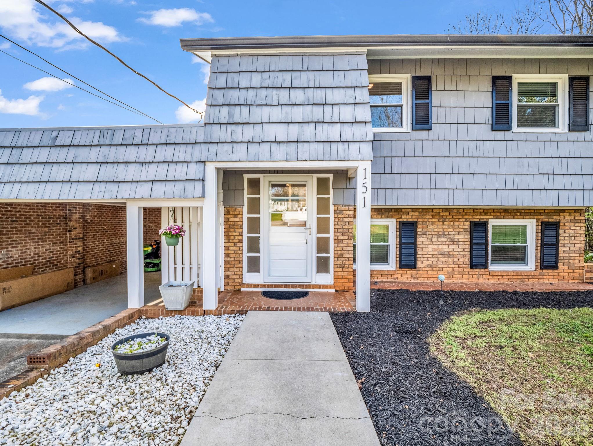 151 S Main Street — Bostic