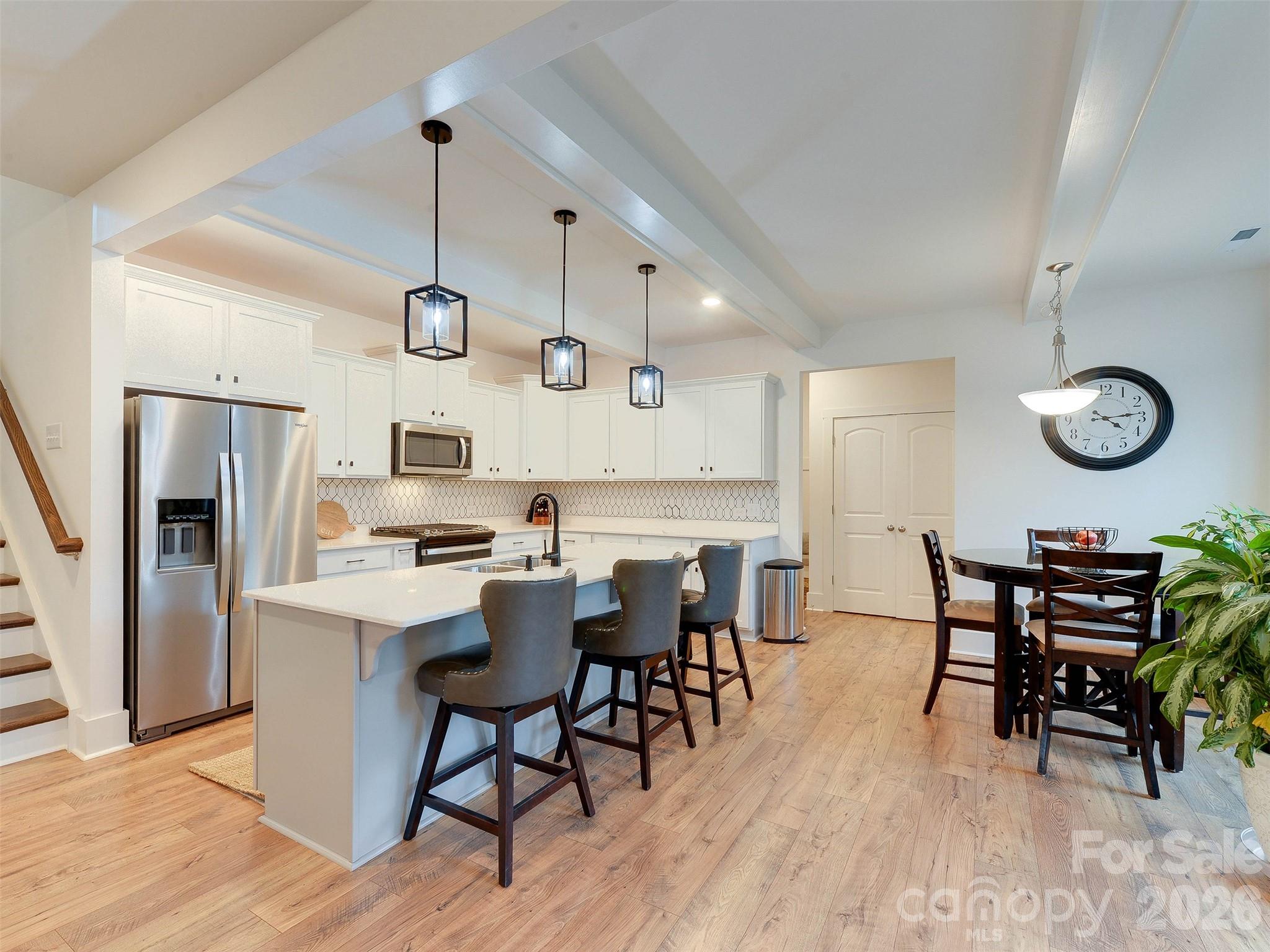 1928 Thoreau Way — York