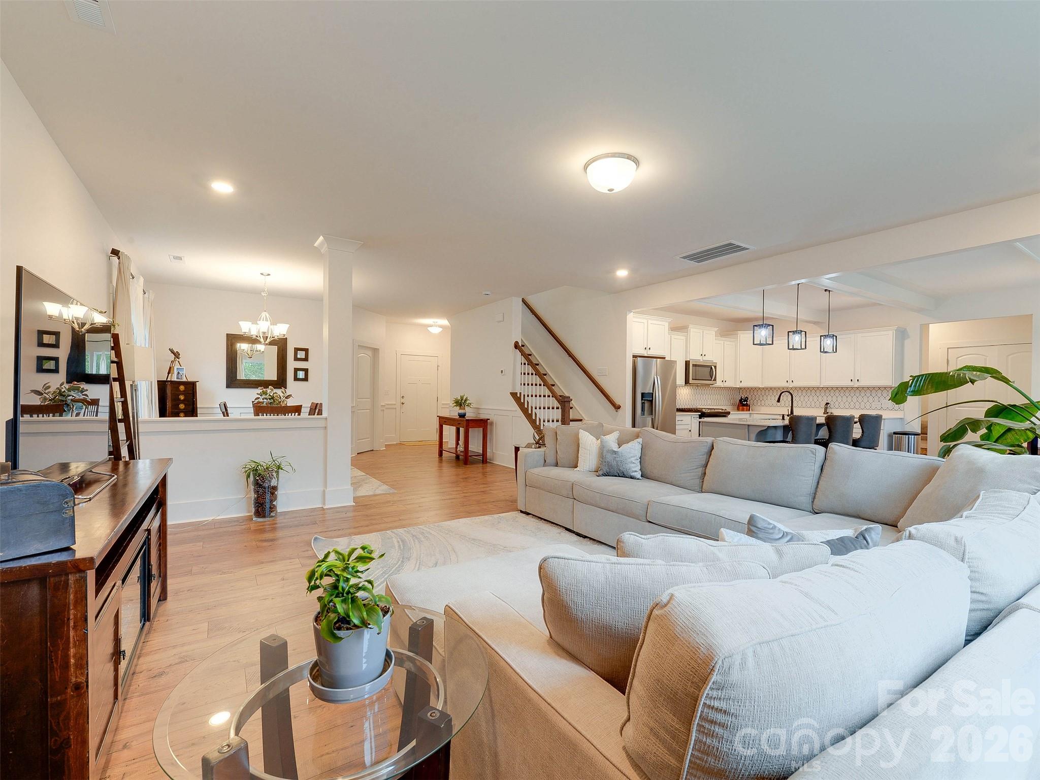 1928 Thoreau Way — York