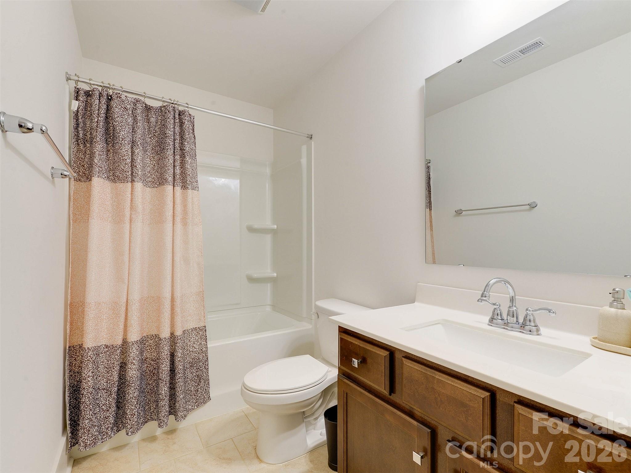 1928 Thoreau Way — York