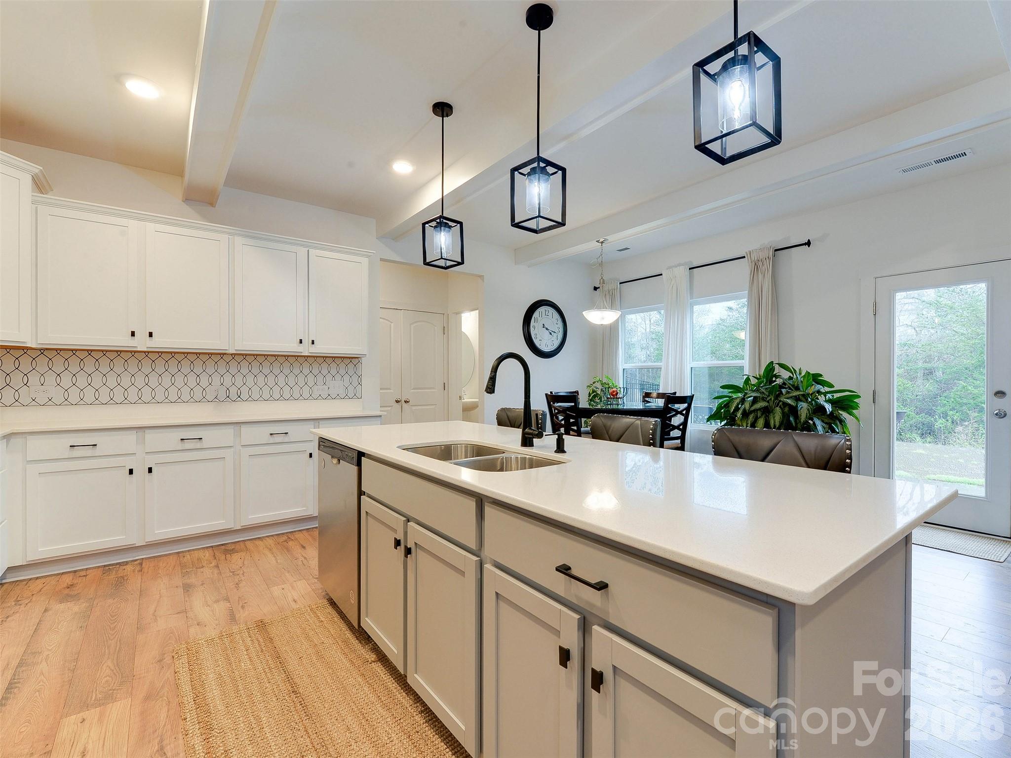 1928 Thoreau Way — York