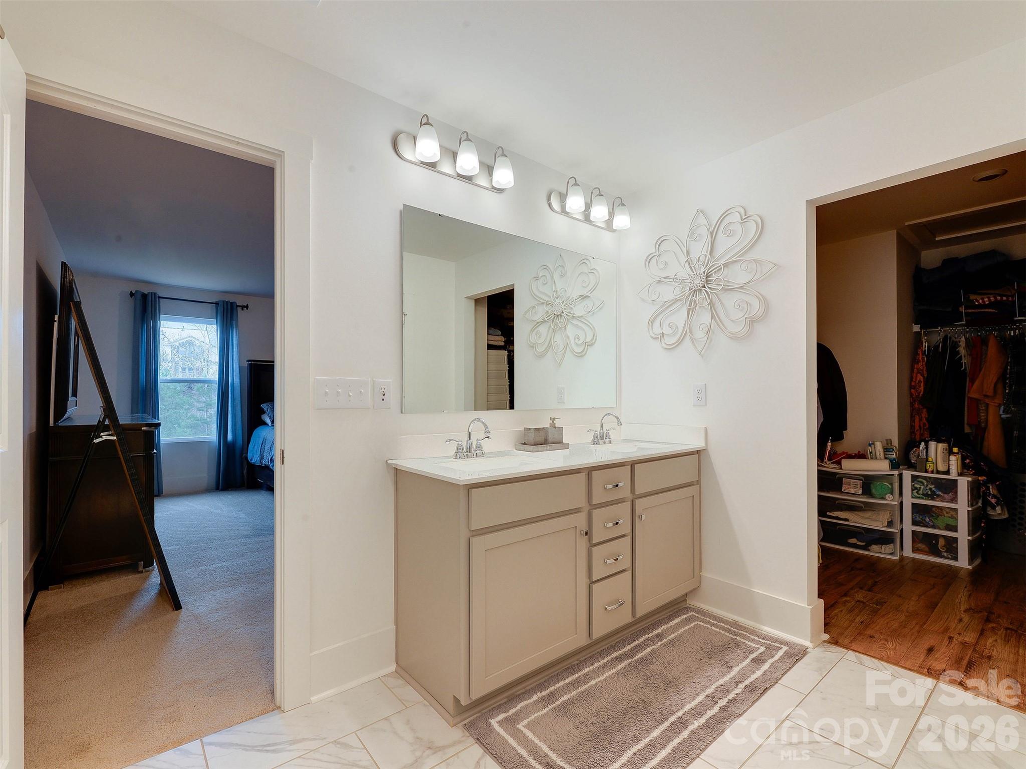 1928 Thoreau Way — York