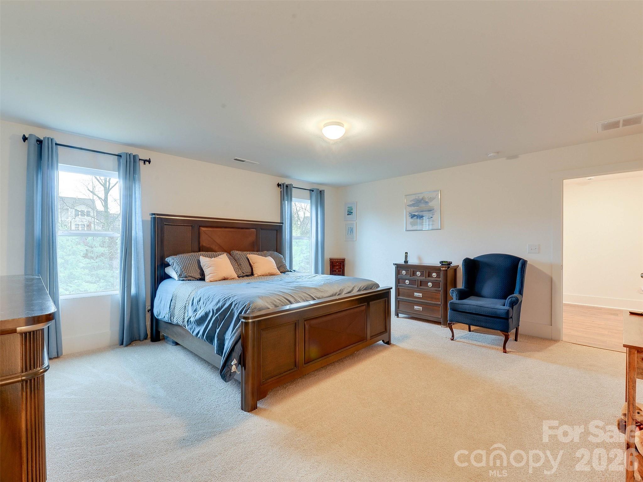 1928 Thoreau Way — York