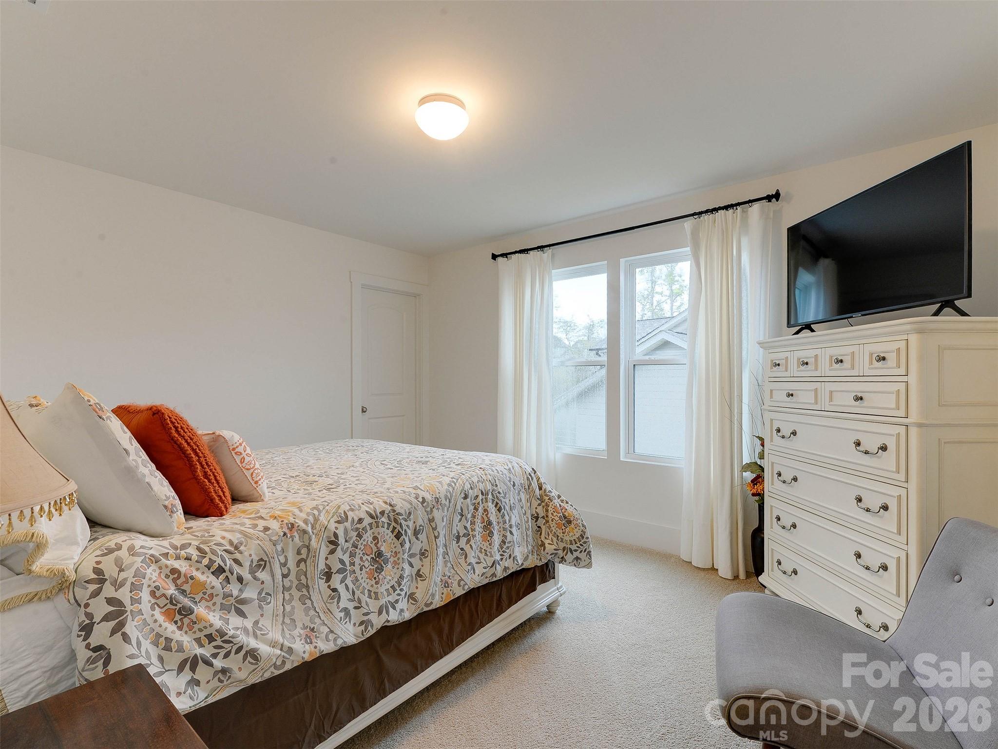 1928 Thoreau Way — York