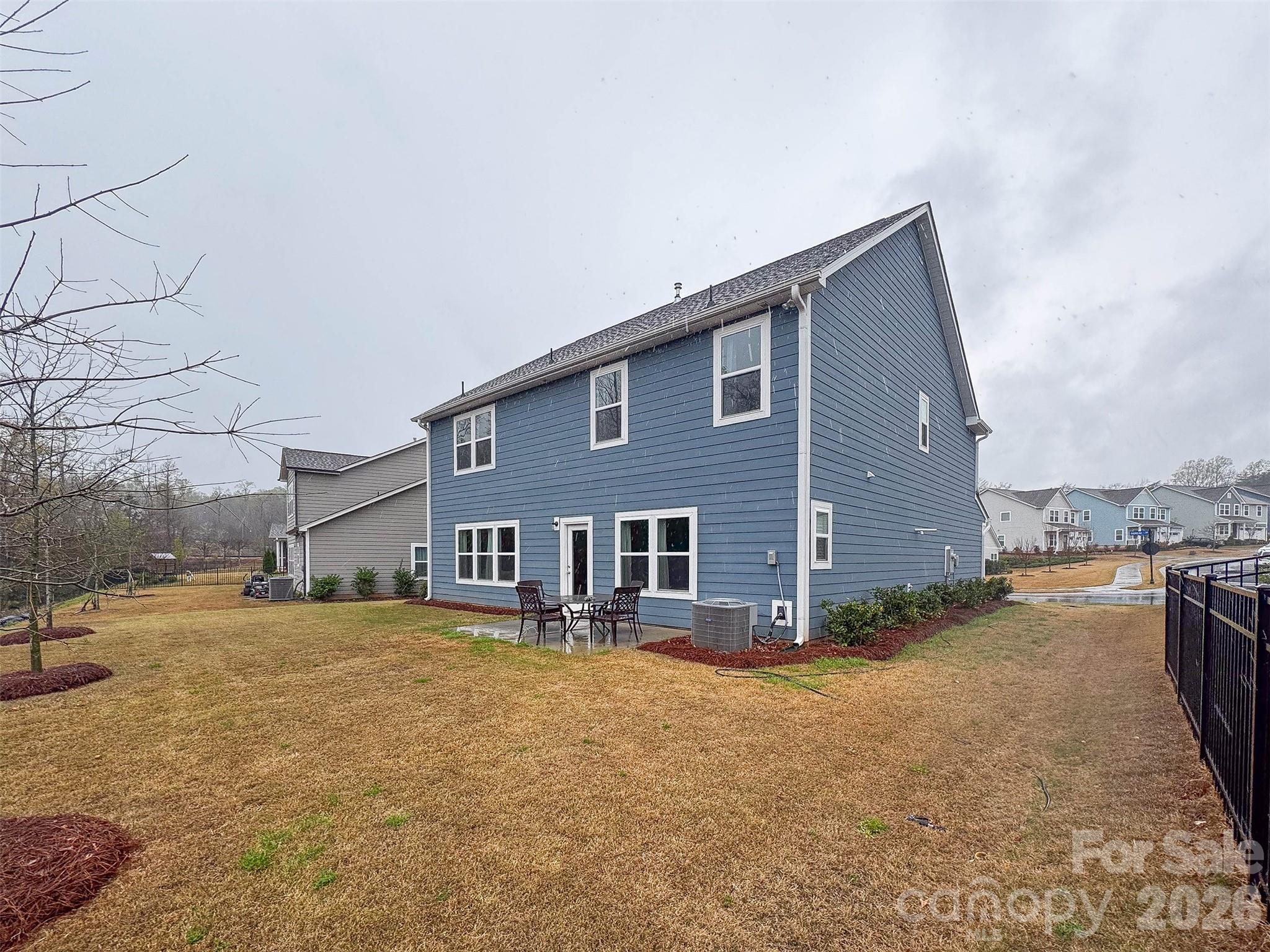 1928 Thoreau Way — York