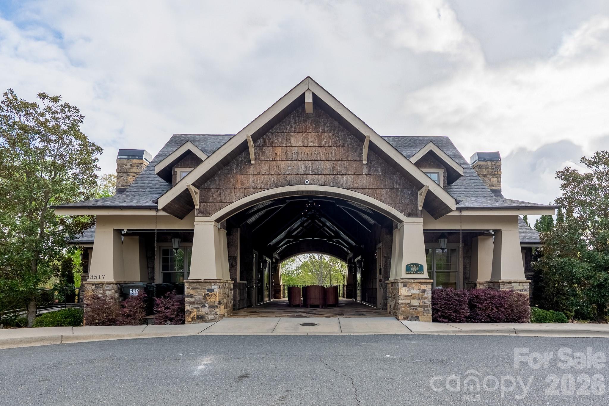 1928 Thoreau Way — York