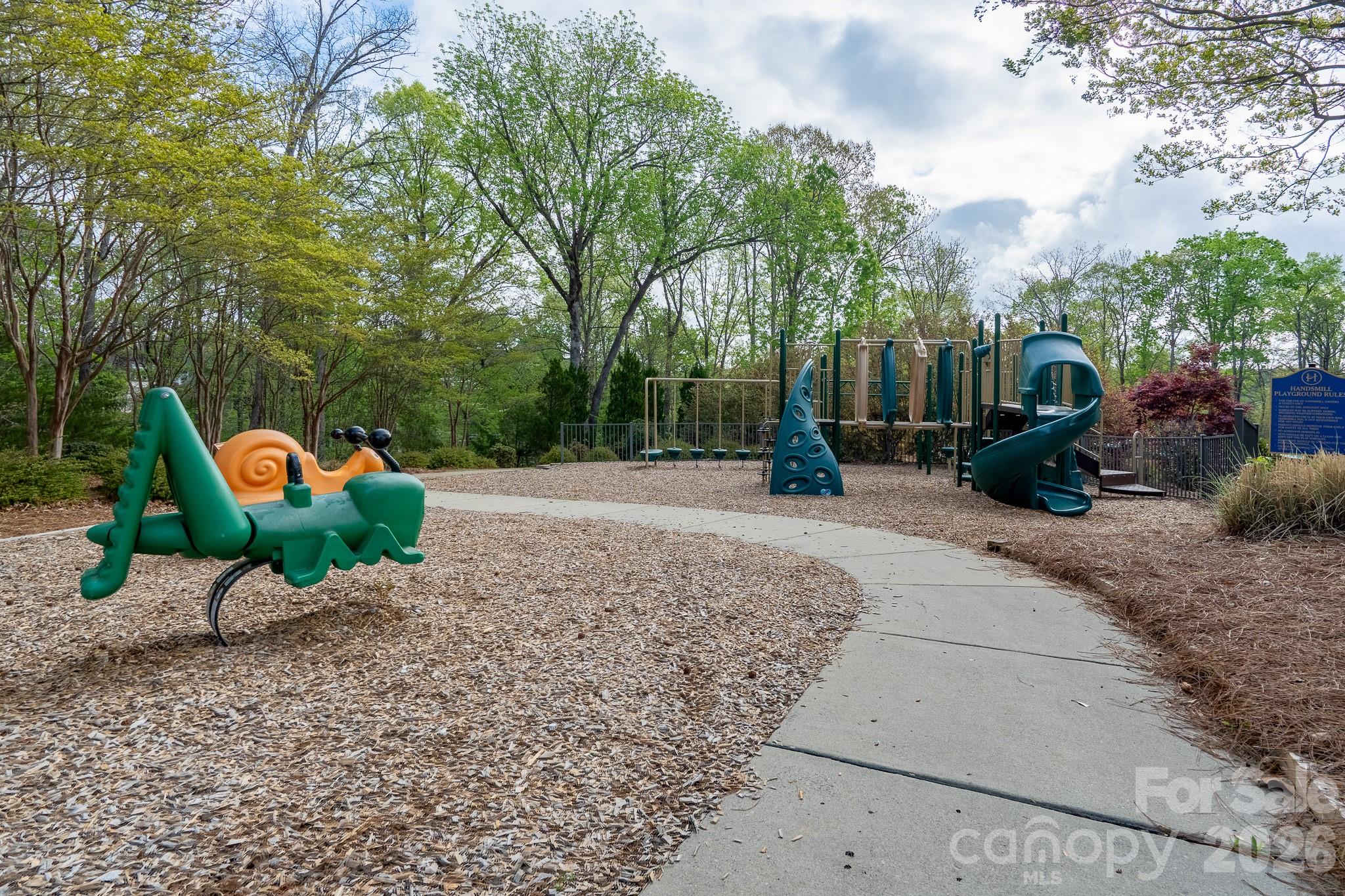 1928 Thoreau Way — York