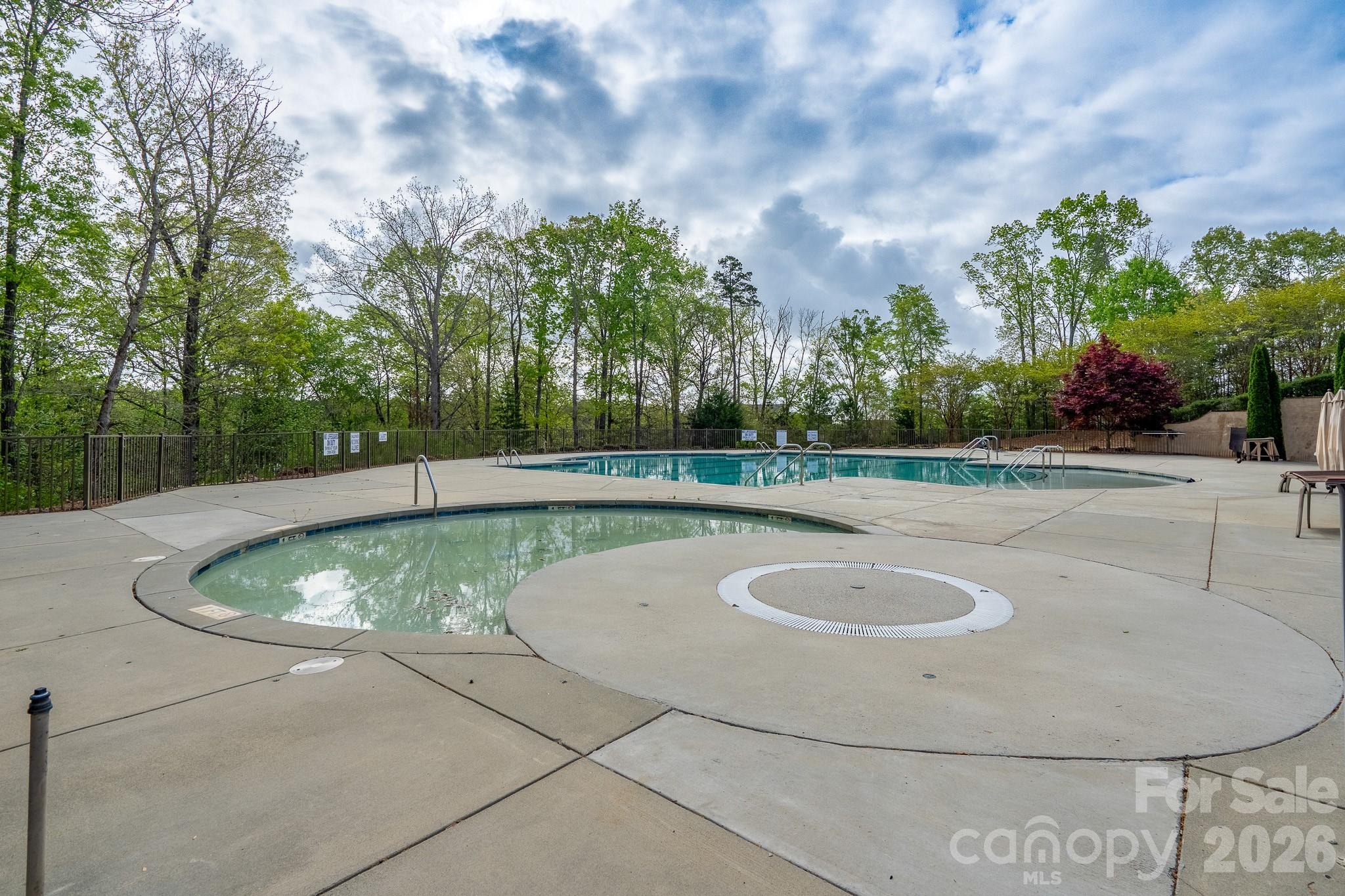 1928 Thoreau Way — York