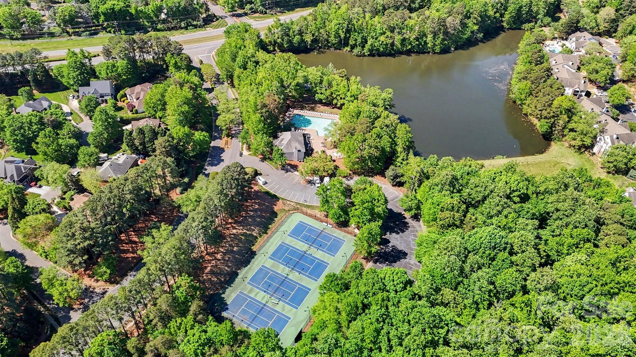 3807 Degrasse Drive — Charlotte