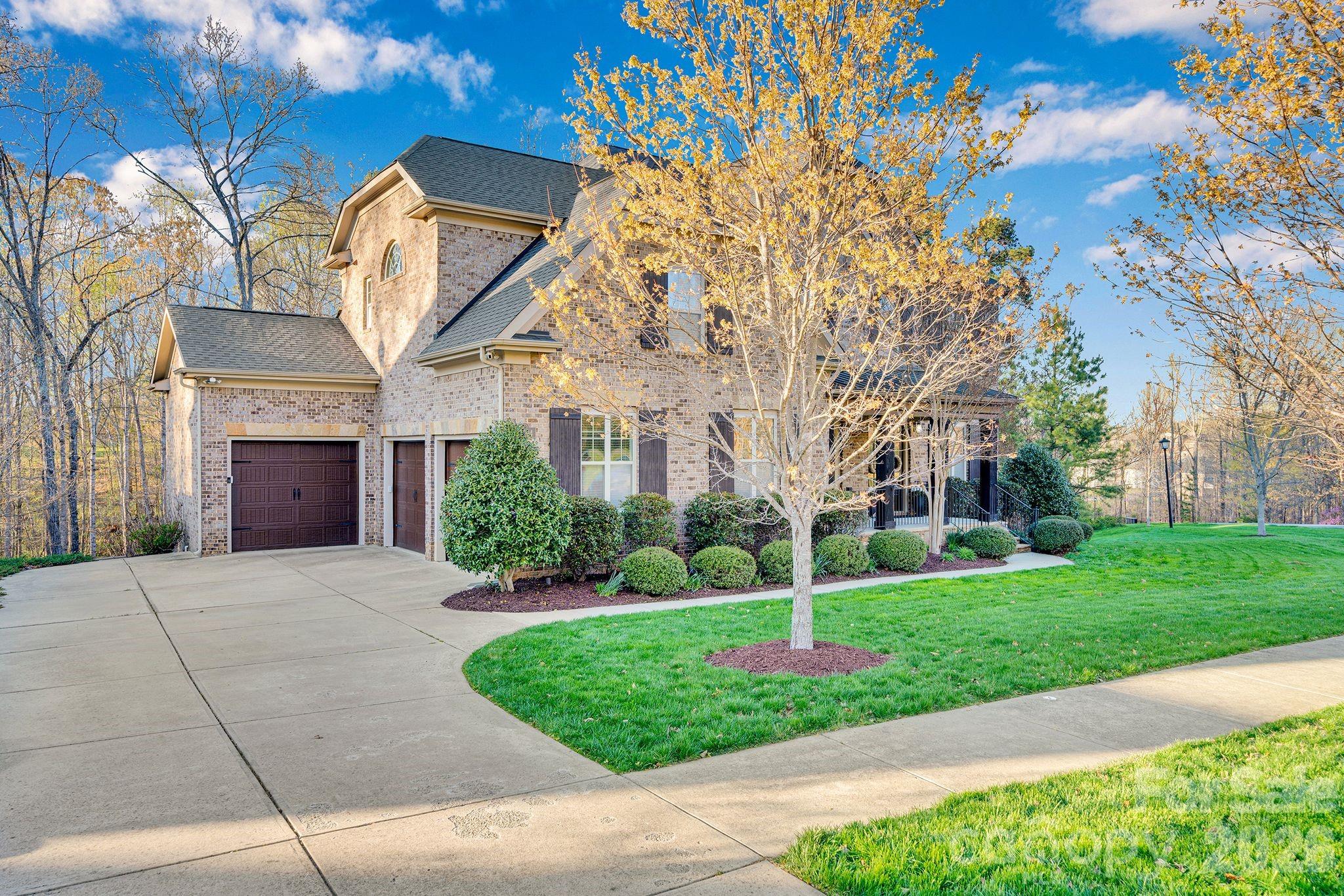 13404 Long Common Parkway — Huntersville