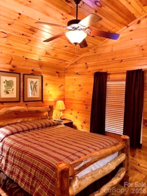 399 Bent Tree Road — Maggie Valley