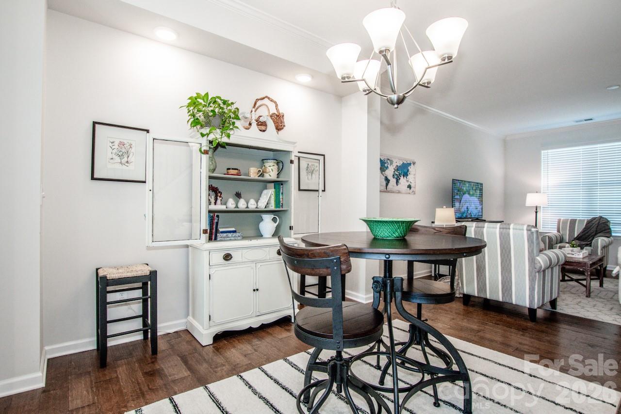 308 Linestowe Drive — Belmont