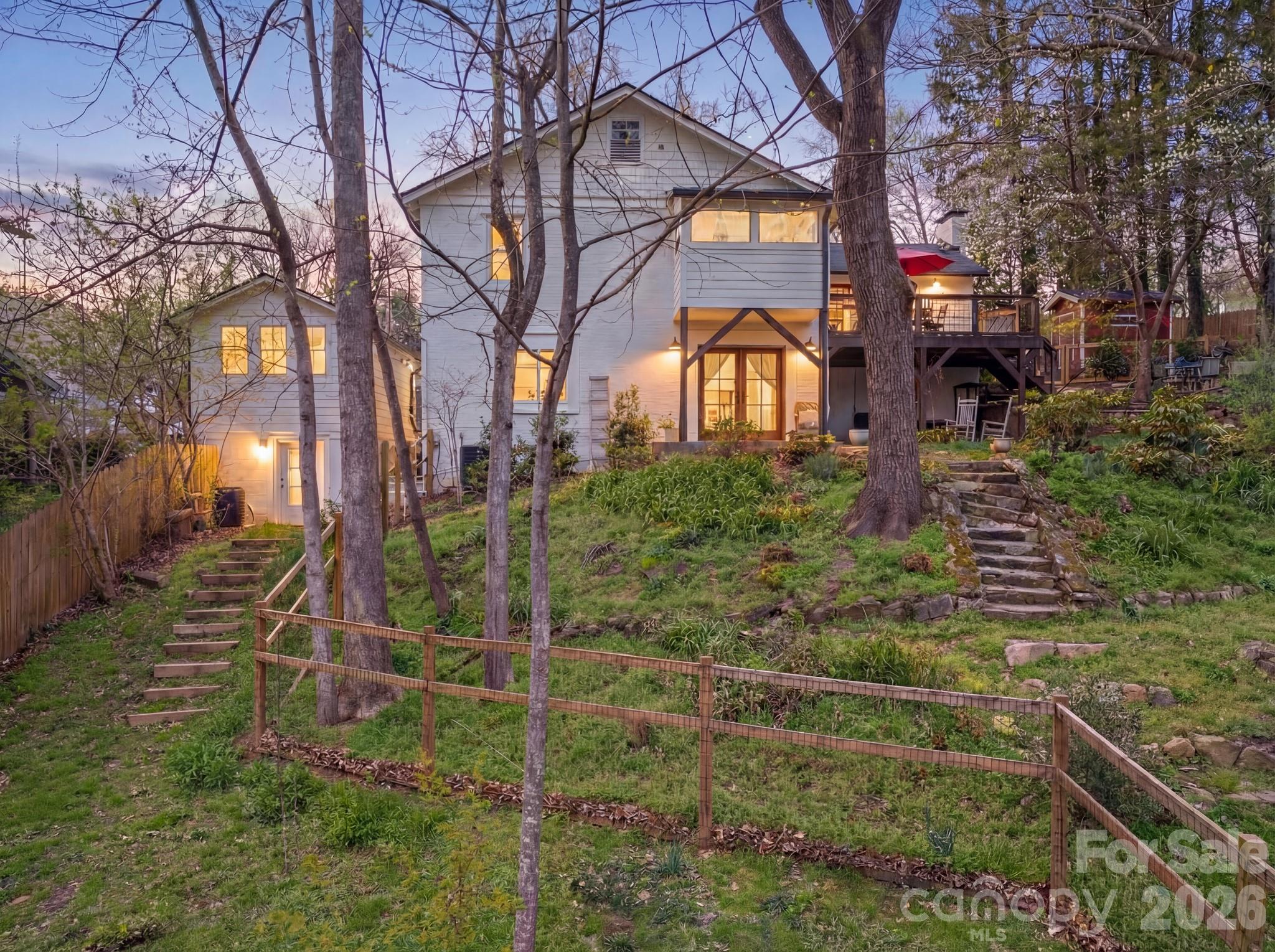 24 Dellwood Street — Asheville