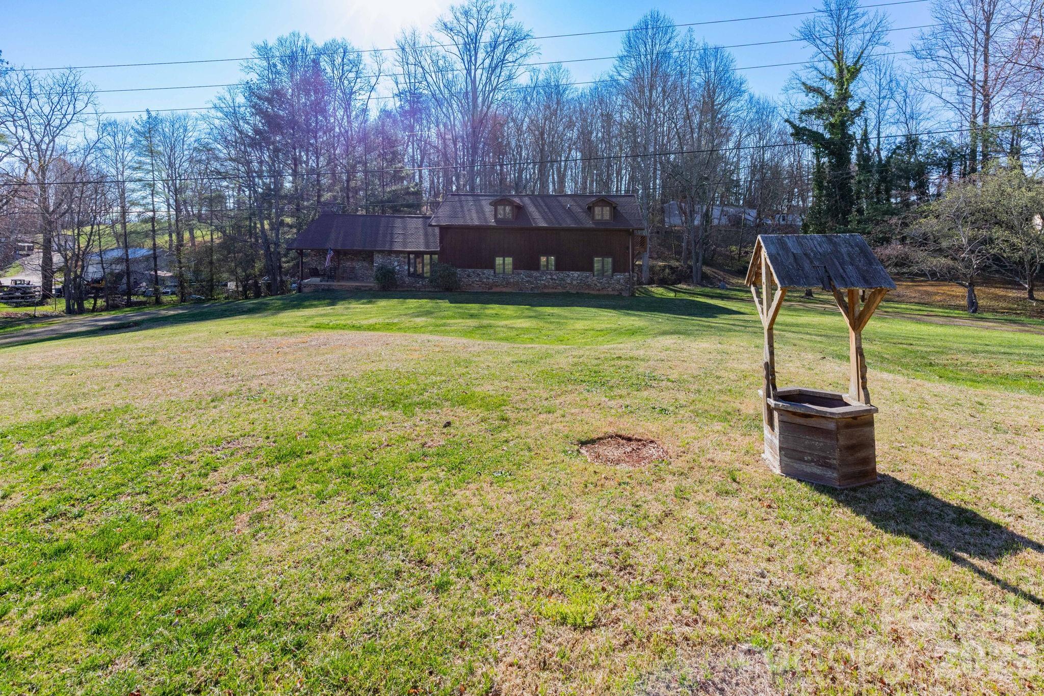 586 Justice Ridge Road — Candler